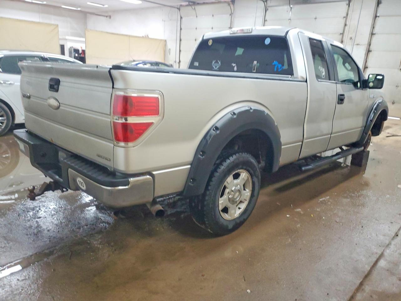 2012 Ford F150 Super Cab Silver vin: 1FTFX1EFXCFA06396