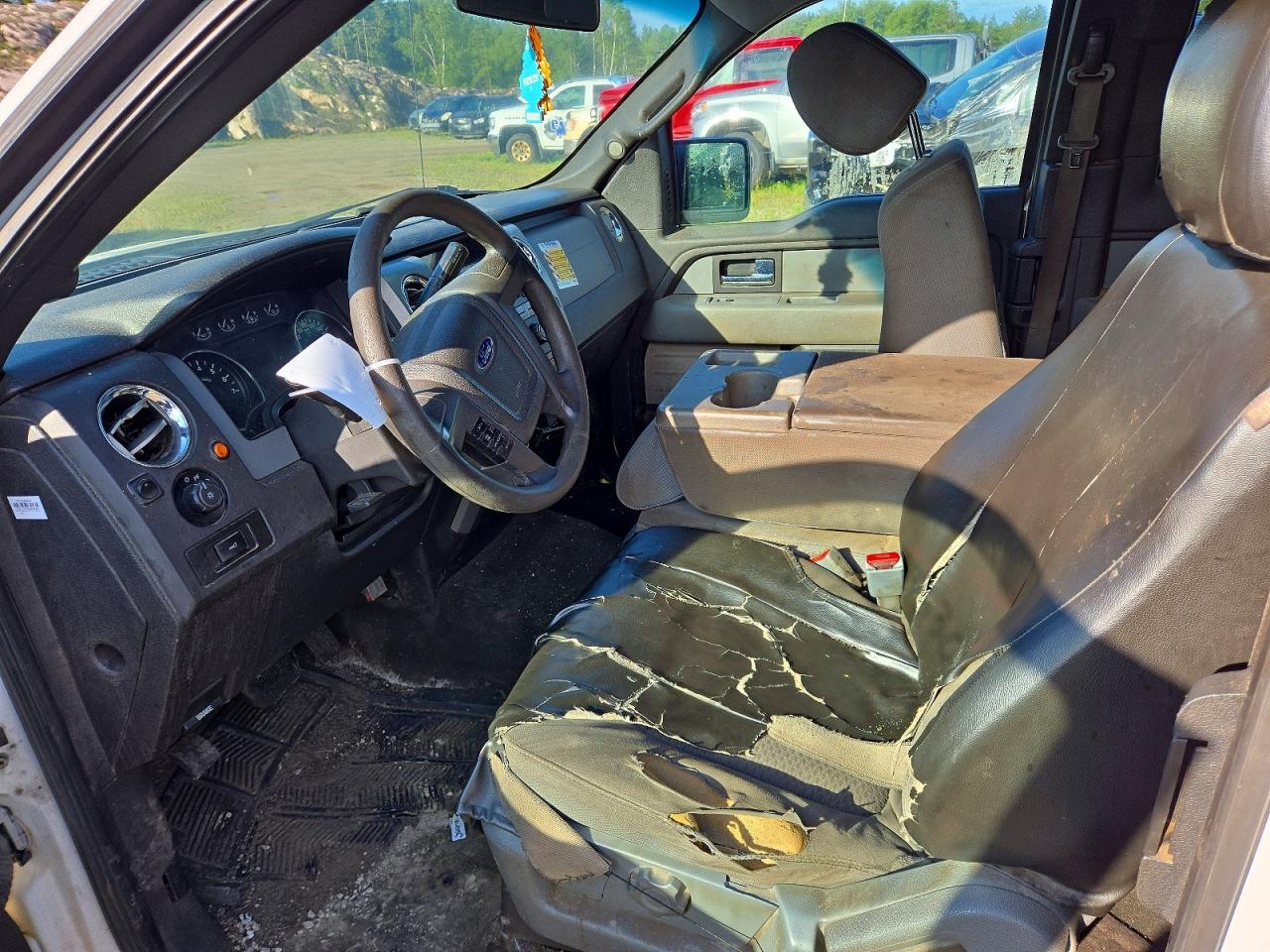 2012 Ford F150 Super Cab Белый vin: 1FTFX1EFXCFB75771