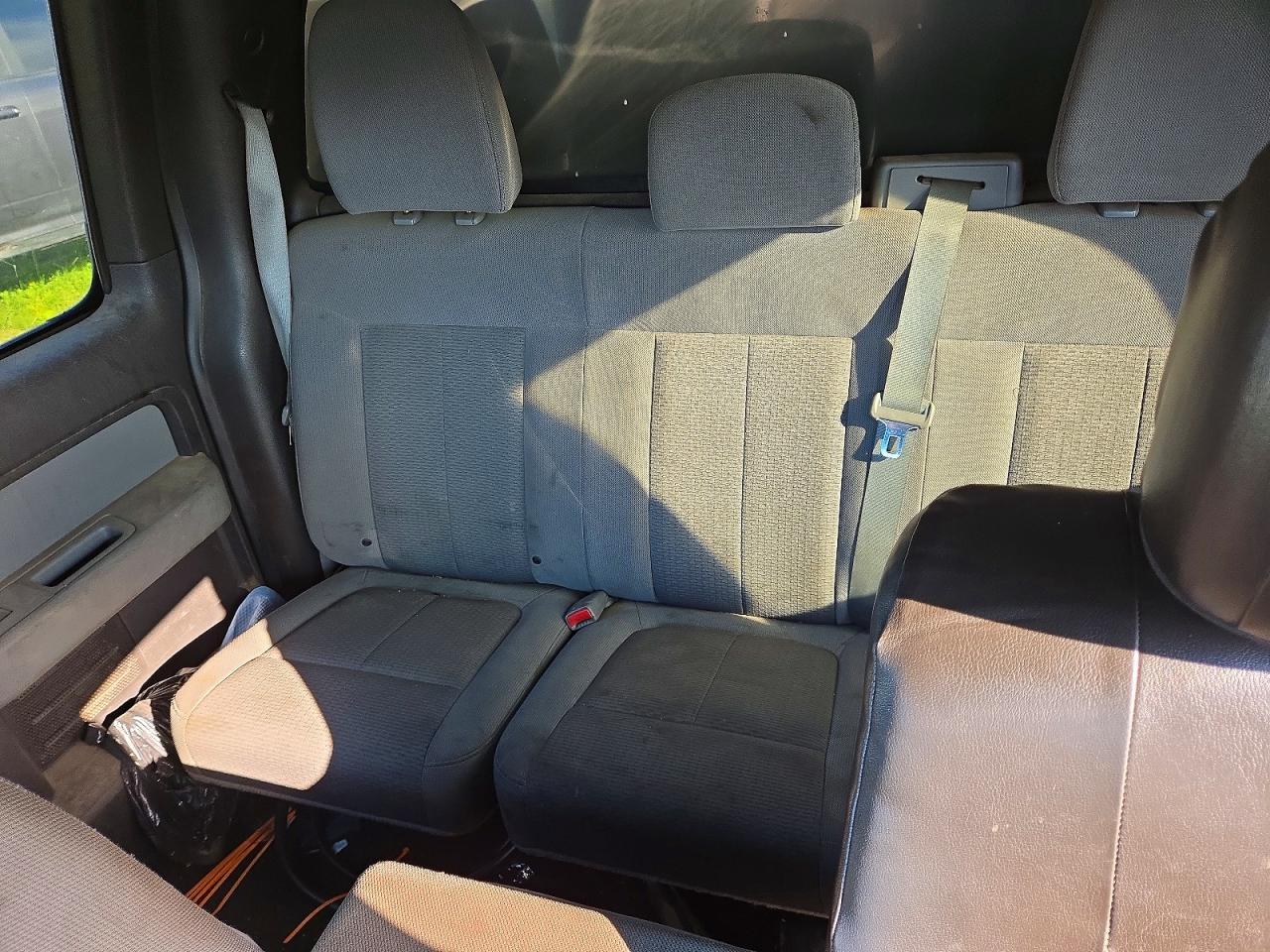 2012 Ford F150 Super Cab Белый vin: 1FTFX1EFXCFB75771