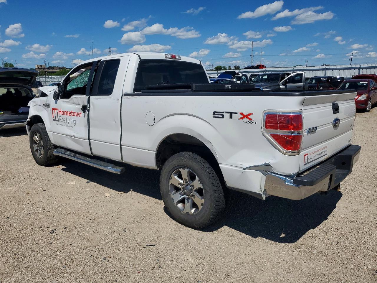 2013 Ford F150 Super Cab White vin: 1FTFX1EFXDFC88072