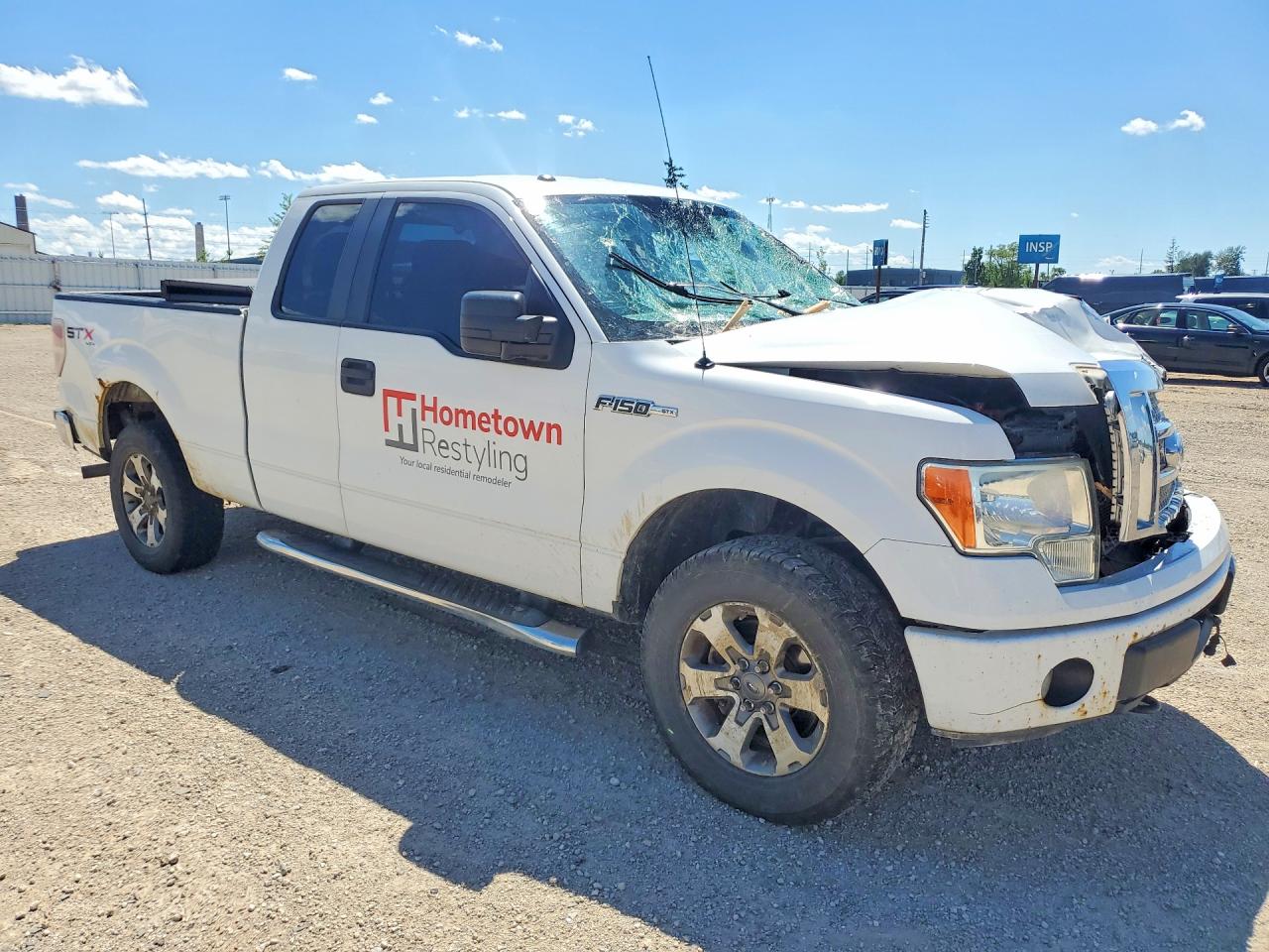 2013 Ford F150 Super Cab White vin: 1FTFX1EFXDFC88072