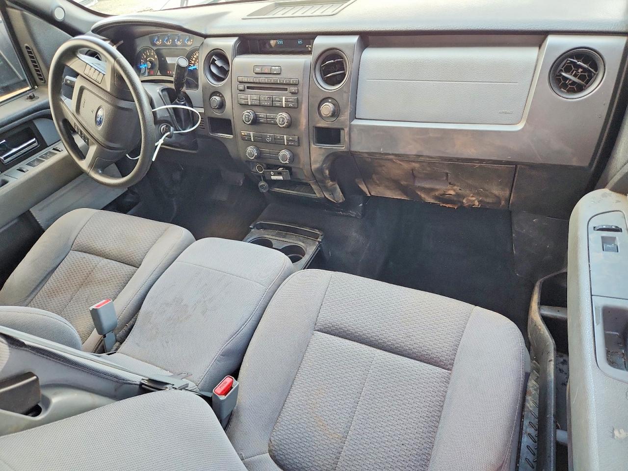 2013 Ford F150 Super Cab Silver vin: 1FTFX1EFXDFD03833