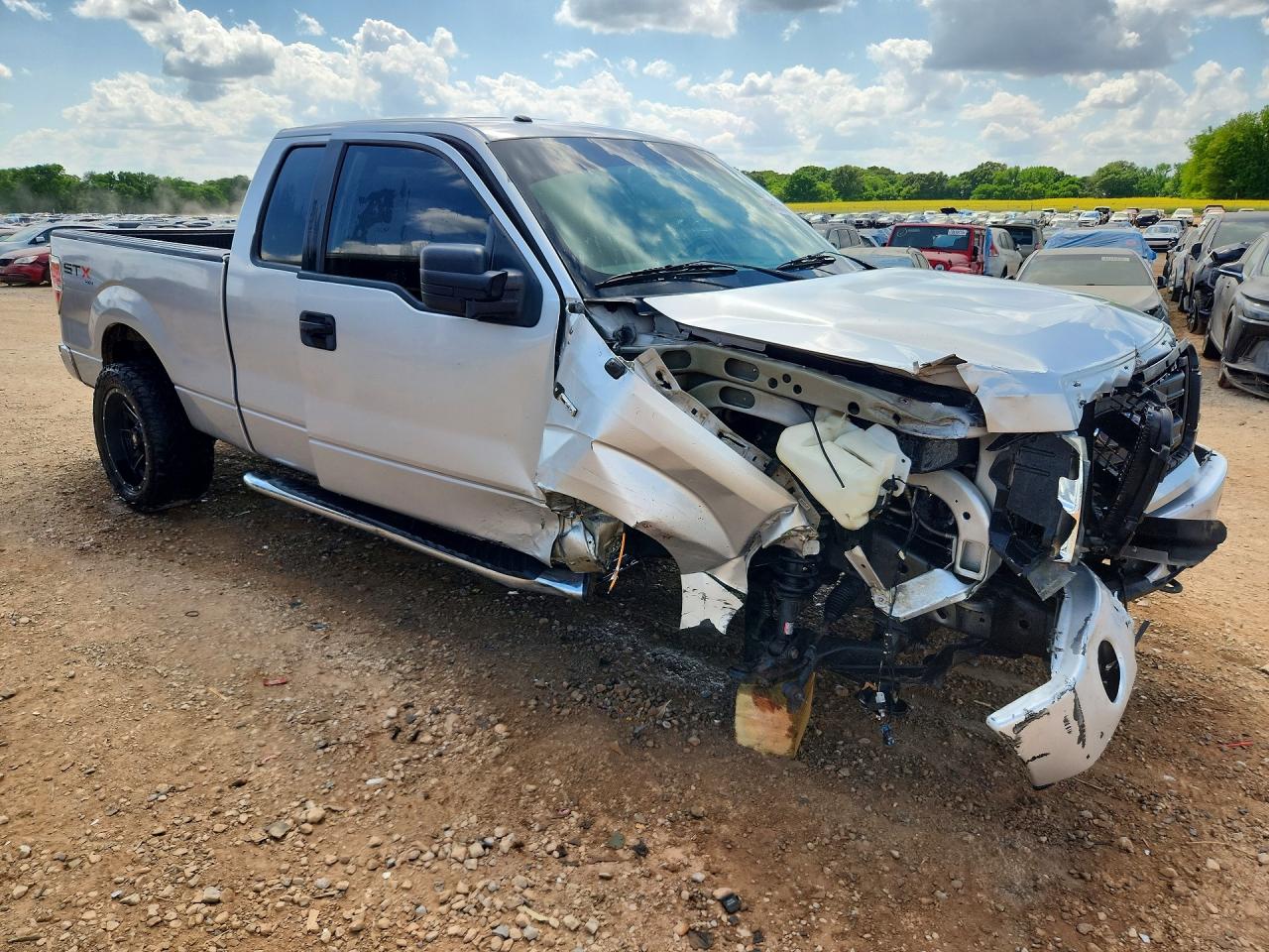 2013 Ford F150 Super Cab Silver vin: 1FTFX1EFXDFD03833
