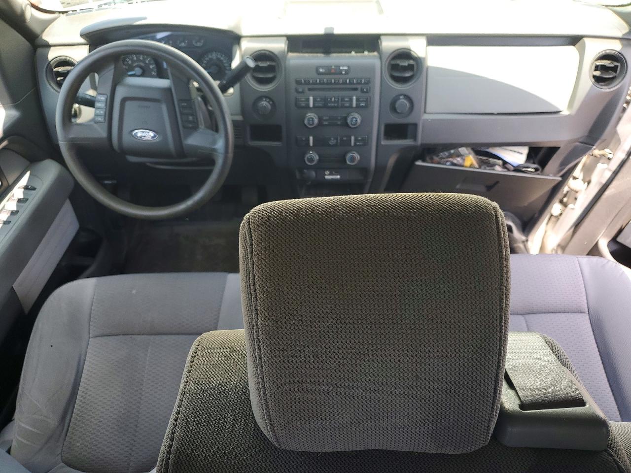 2013 Ford F150 Super Cab Silver vin: 1FTFX1EFXDFD77723