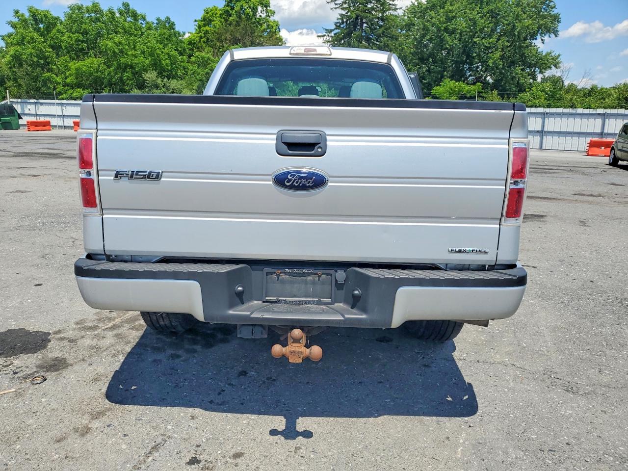 2013 Ford F150 Super Cab Silver vin: 1FTFX1EFXDFD77723
