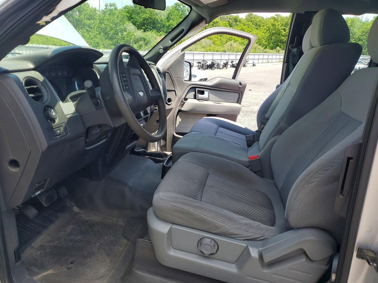 2013 Ford F150 Super Cab Silver vin: 1FTFX1EFXDFD77723