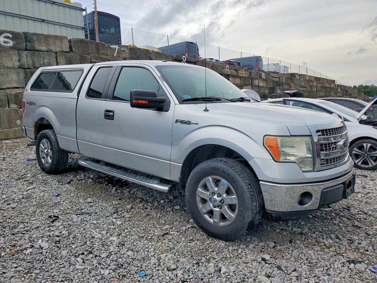 2013 Ford F150 Xlt Silver vin: 1FTFX1EFXDFD98684