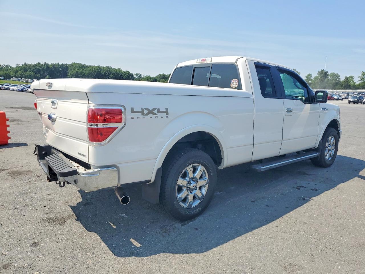 2013 Ford F150 Super Cab Белый vin: 1FTFX1EFXDKD18579