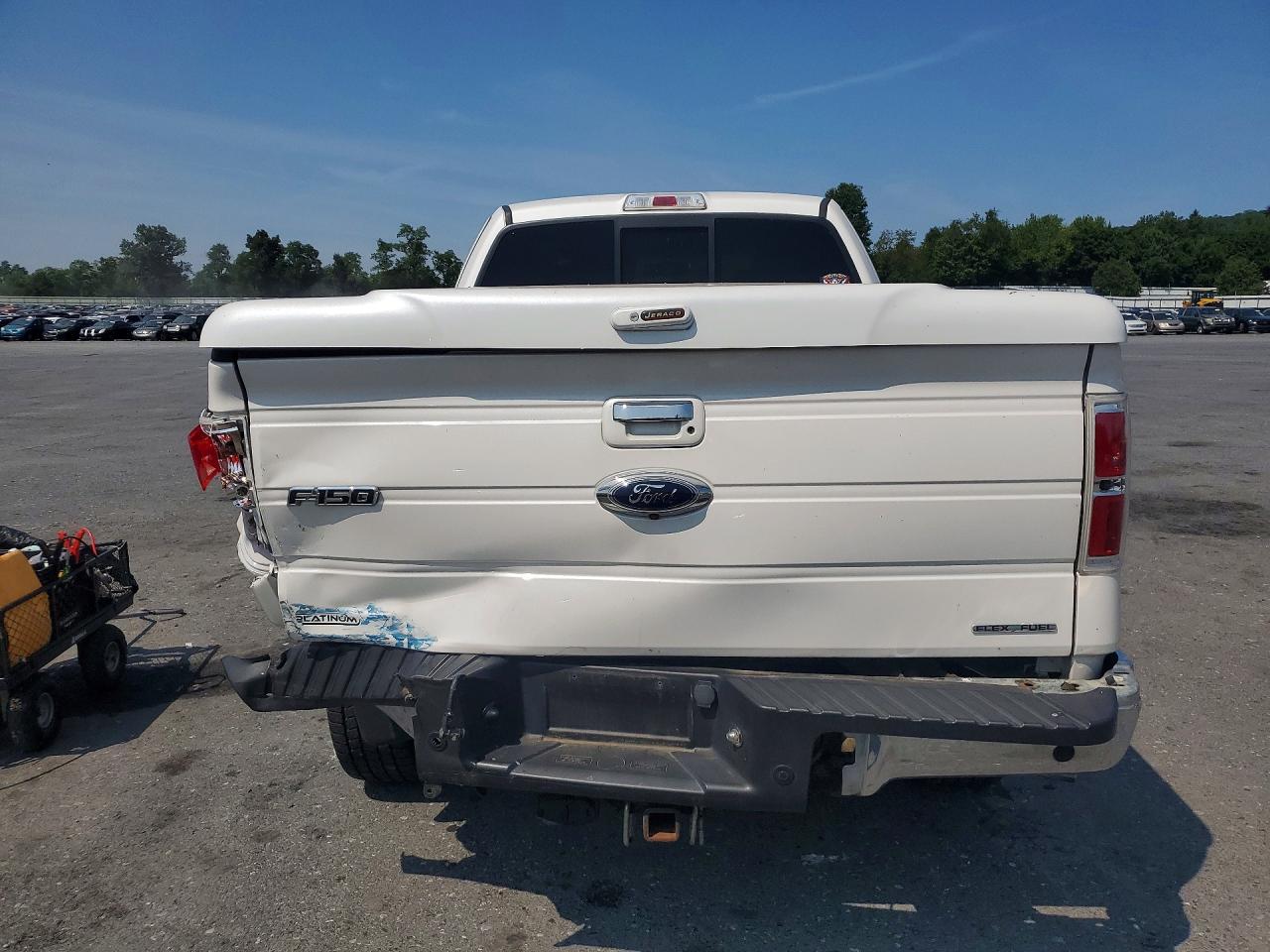 2013 Ford F150 Super Cab Белый vin: 1FTFX1EFXDKD18579