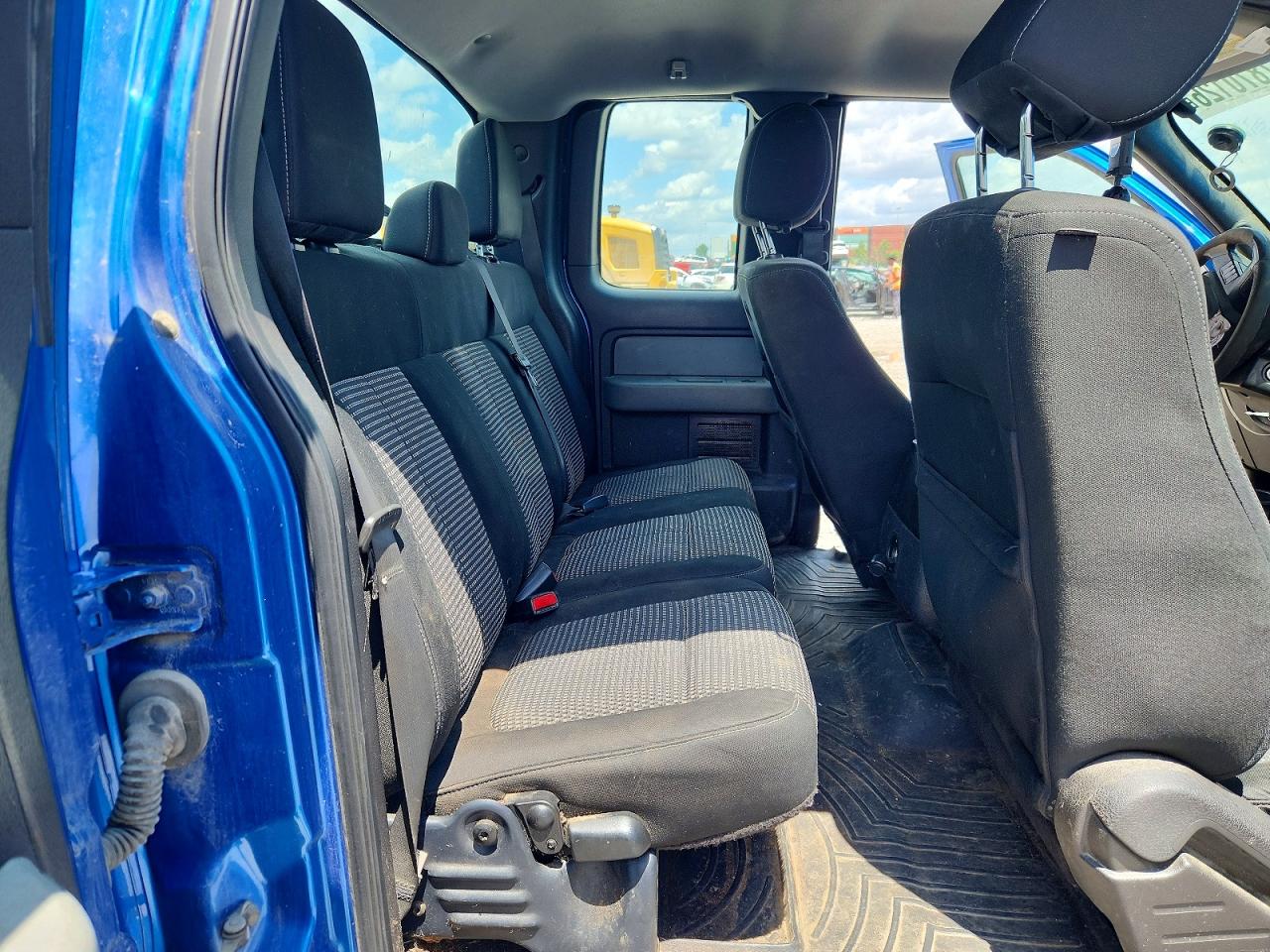 2014 Ford F150 Blue vin: 1FTFX1EFXEFA83272