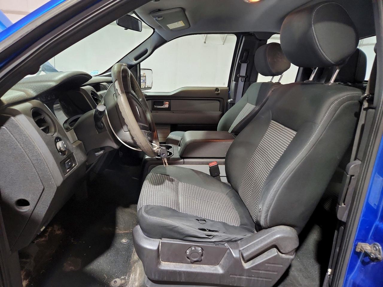 2014 Ford F150 Super Cab Blue vin: 1FTFX1EFXEFC68048