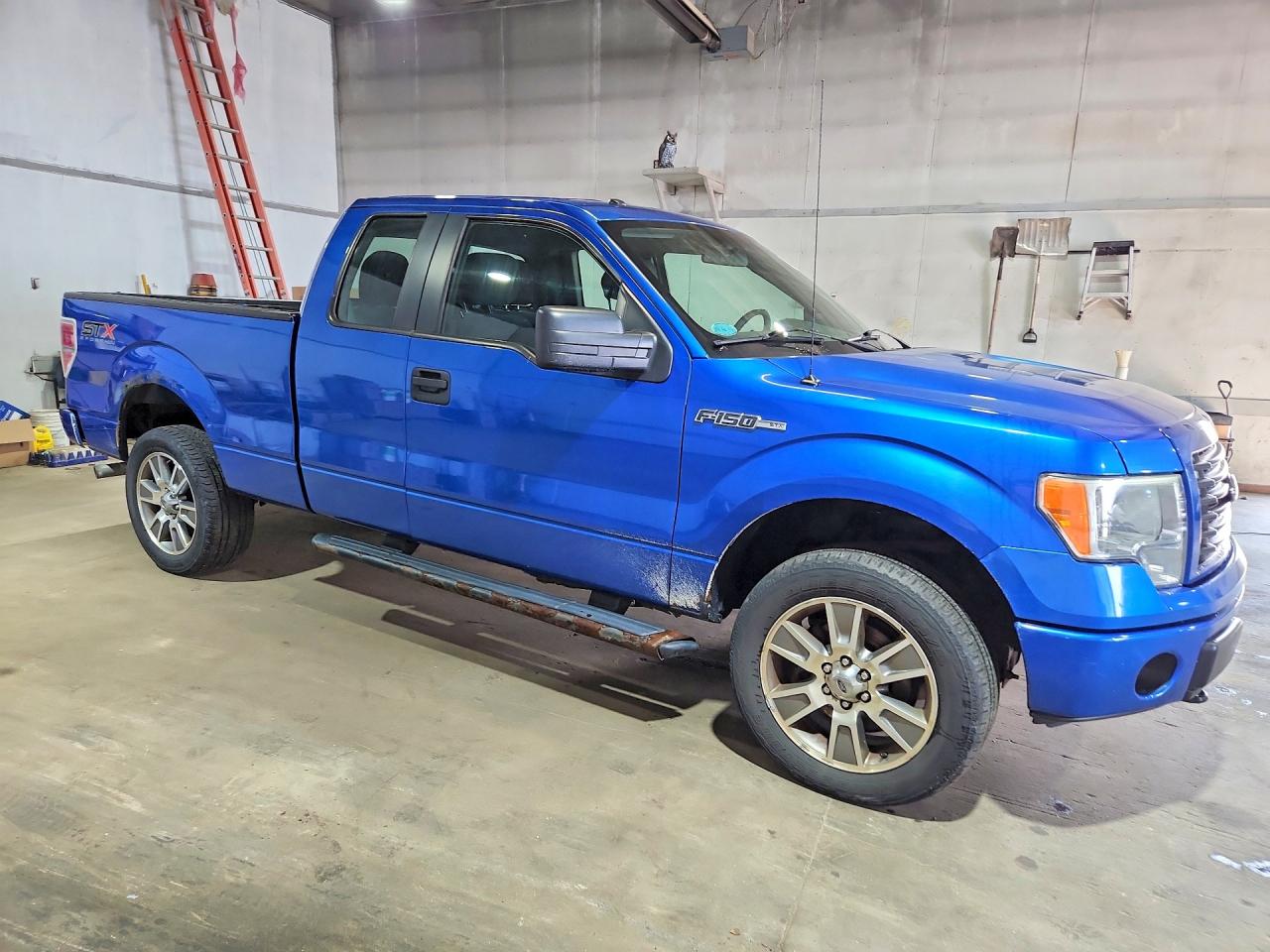 2014 Ford F150 Super Cab Blue vin: 1FTFX1EFXEFC68048