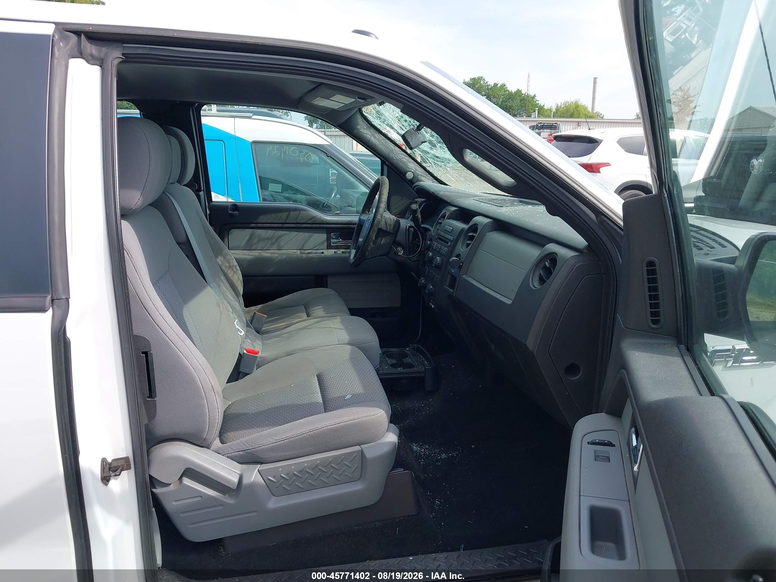 2014 Ford F-150 Stx Белый vin: 1FTFX1EFXEKD90156