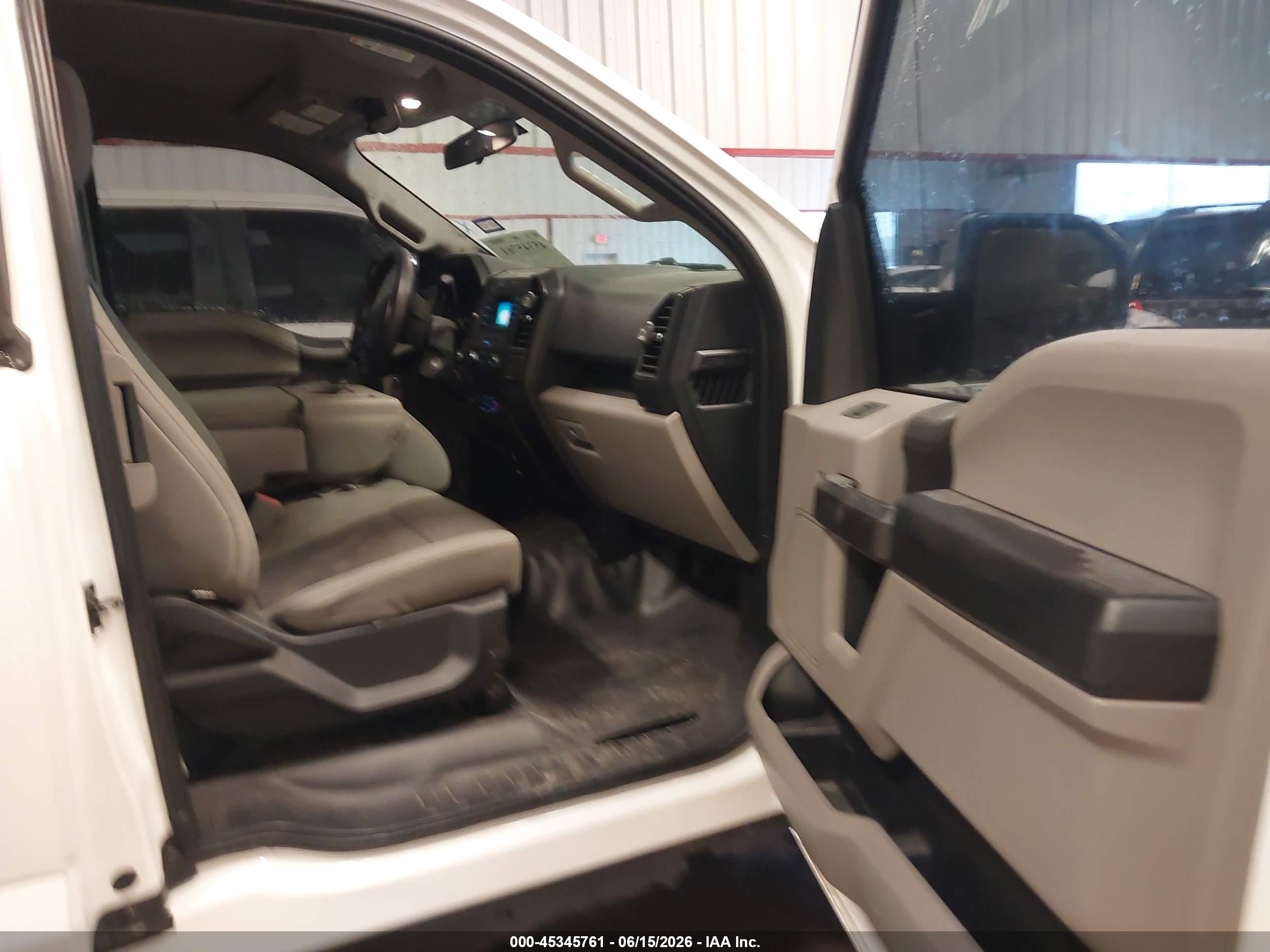 2015 Ford F-150 Xl White vin: 1FTFX1EFXFFA68479