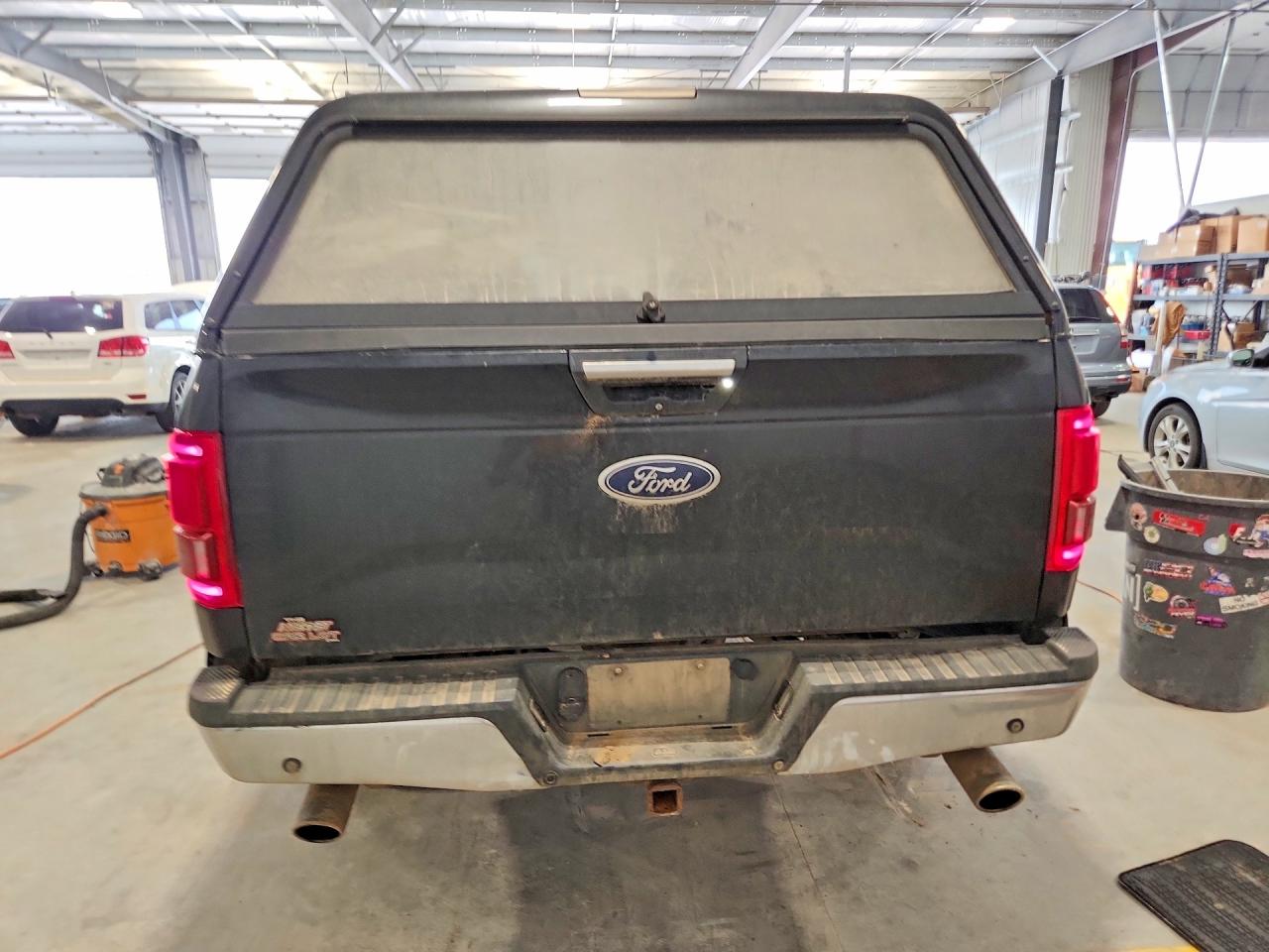 2015 Ford F150 Super Cab Black vin: 1FTFX1EFXFFA79630