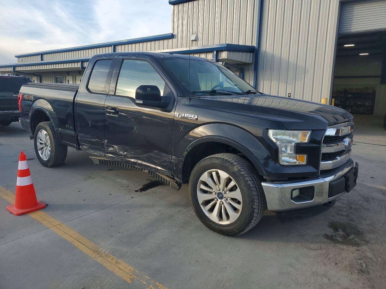 2015 Ford F150 Super Cab Black vin: 1FTFX1EFXFFC28795
