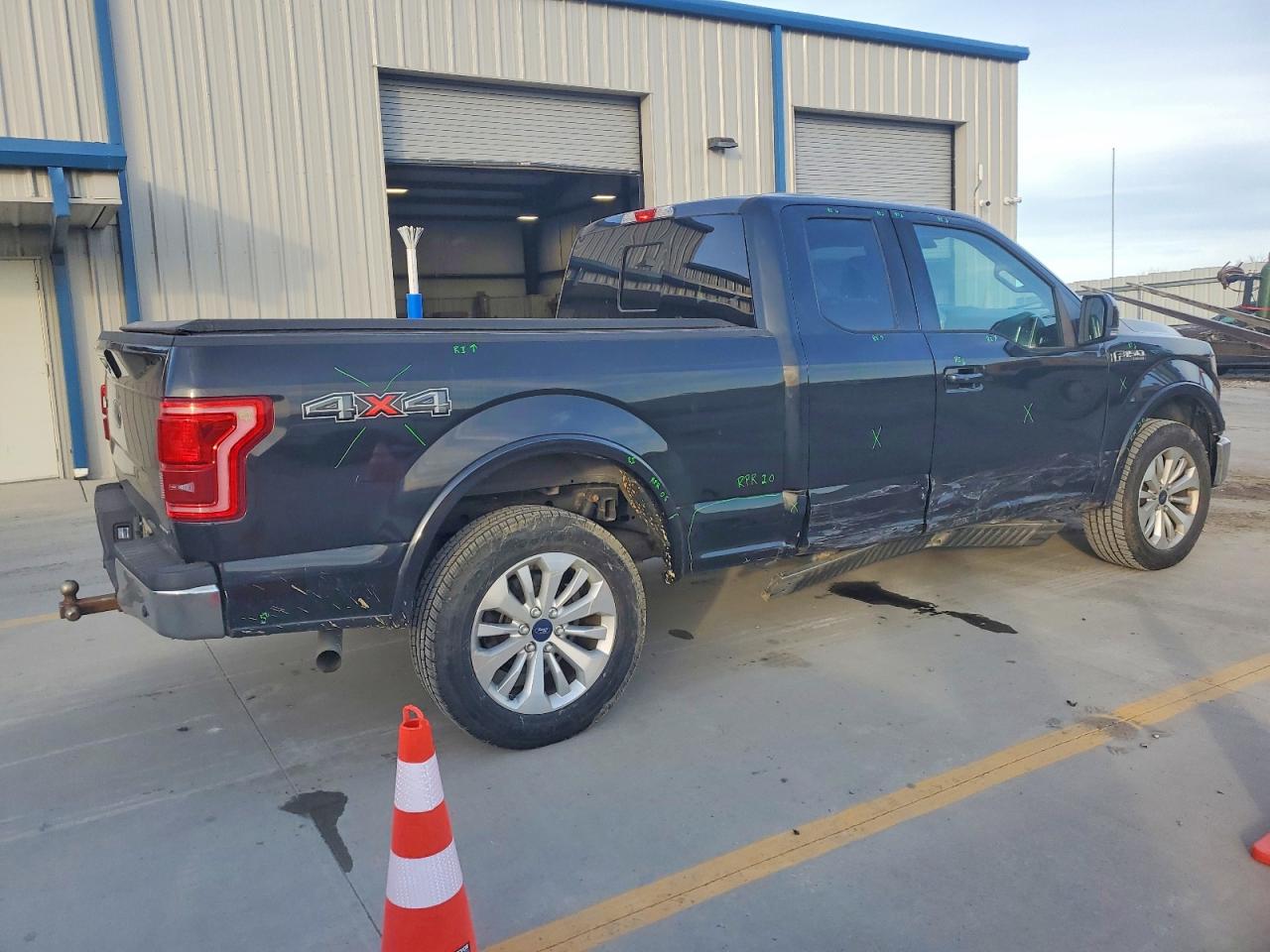 2015 Ford F150 Super Cab Black vin: 1FTFX1EFXFFC28795