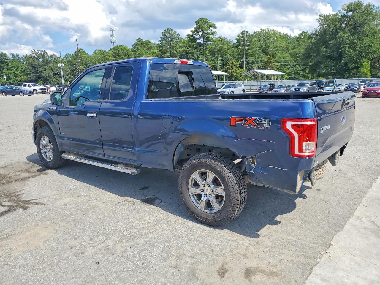 2015 Ford F150 Super Cab Blue vin: 1FTFX1EG0FKD75868