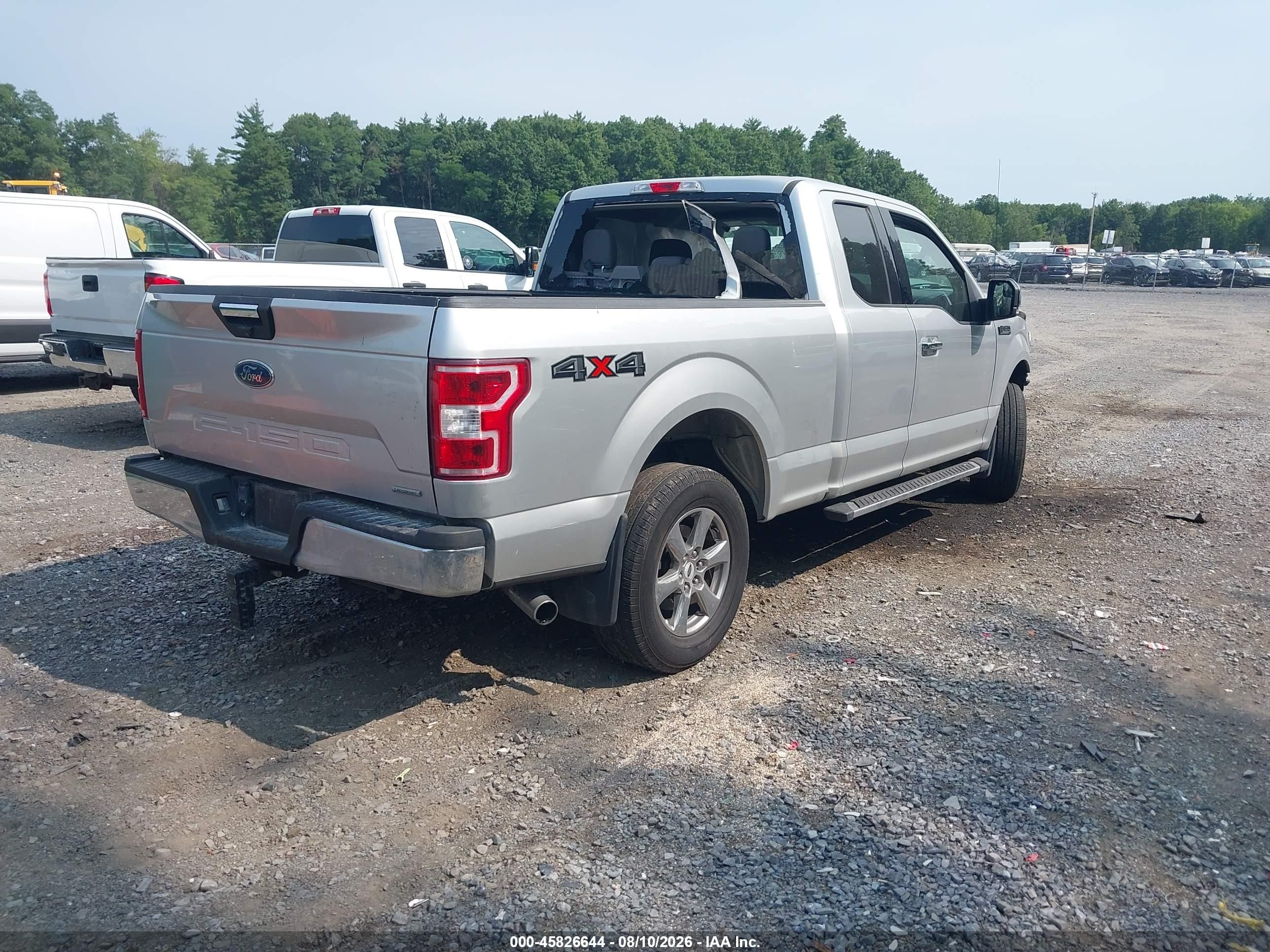 2018 Ford F-150 Xlt Silver vin: 1FTFX1EG3JFA53565