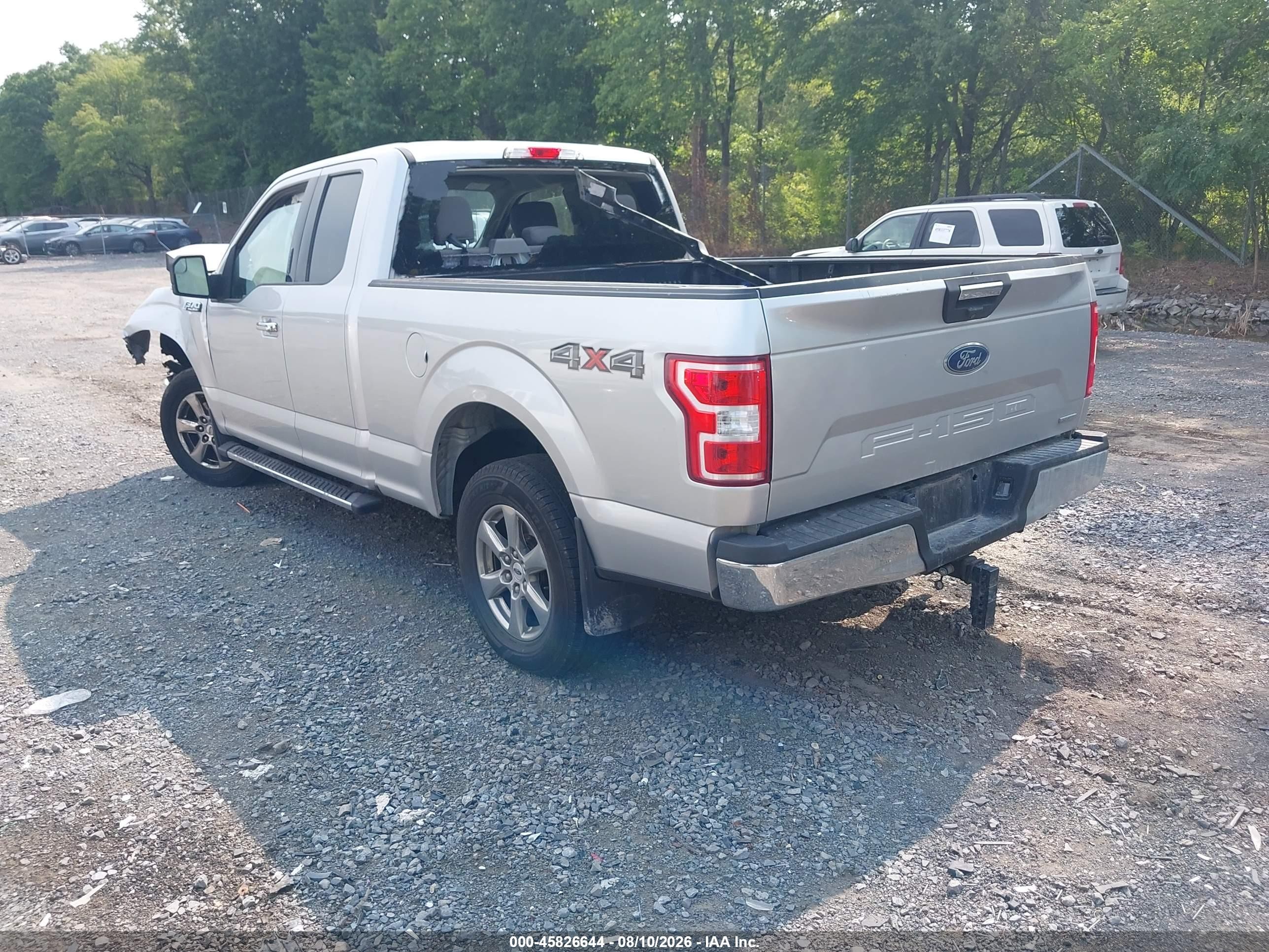 2018 Ford F-150 Xlt Silver vin: 1FTFX1EG3JFA53565