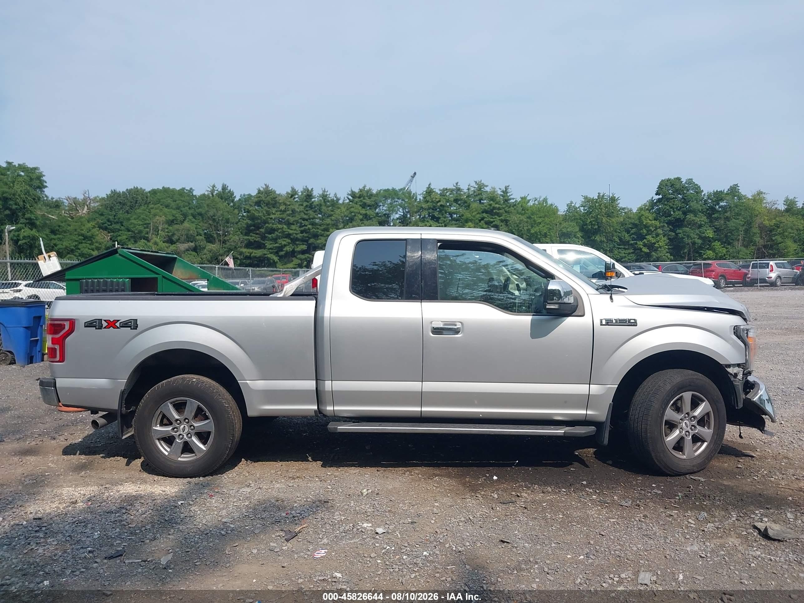 2018 Ford F-150 Xlt Silver vin: 1FTFX1EG3JFA53565