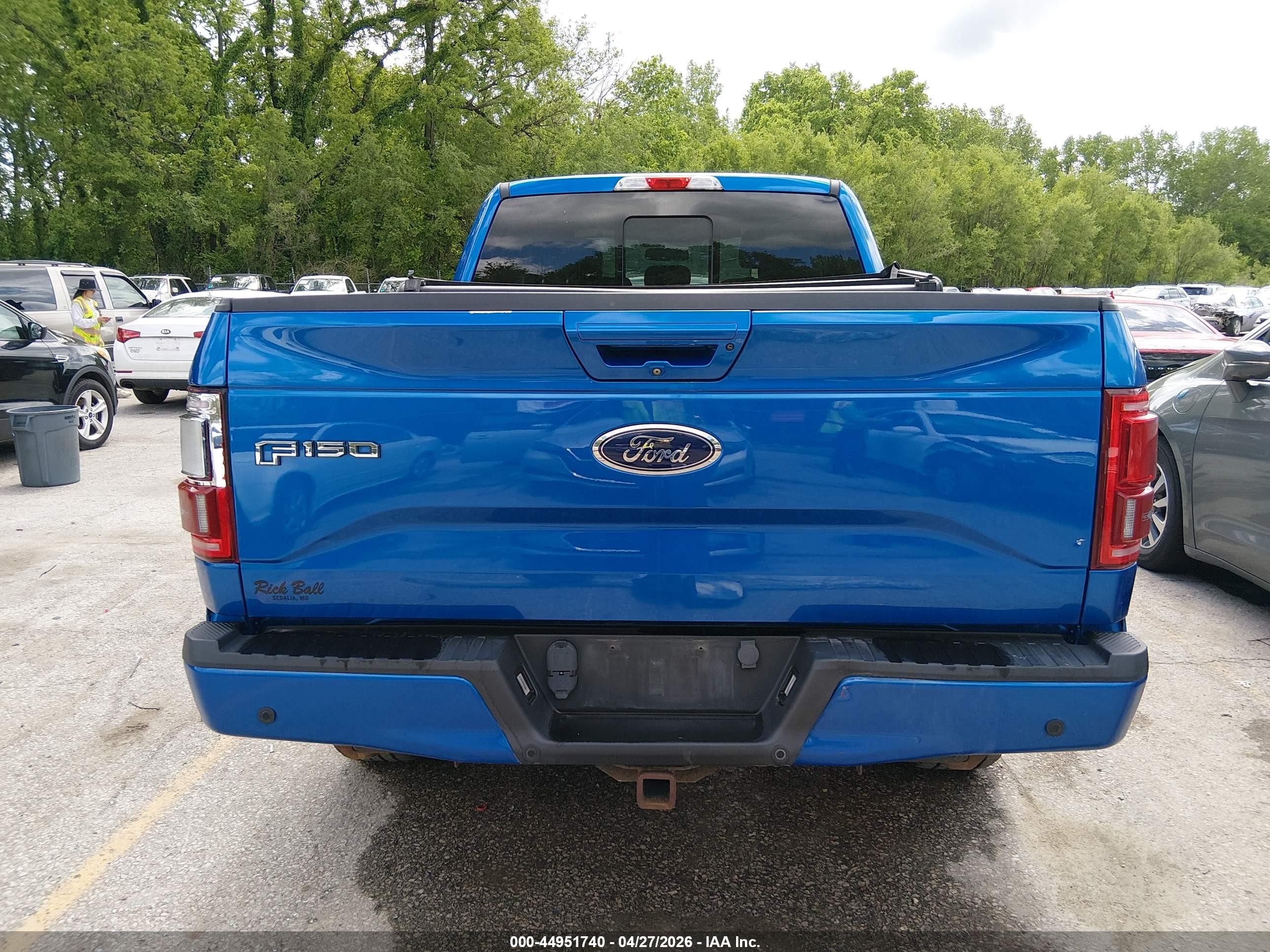 2015 Ford F-150 Lariat Blue vin: 1FTFX1EG5FKE16933