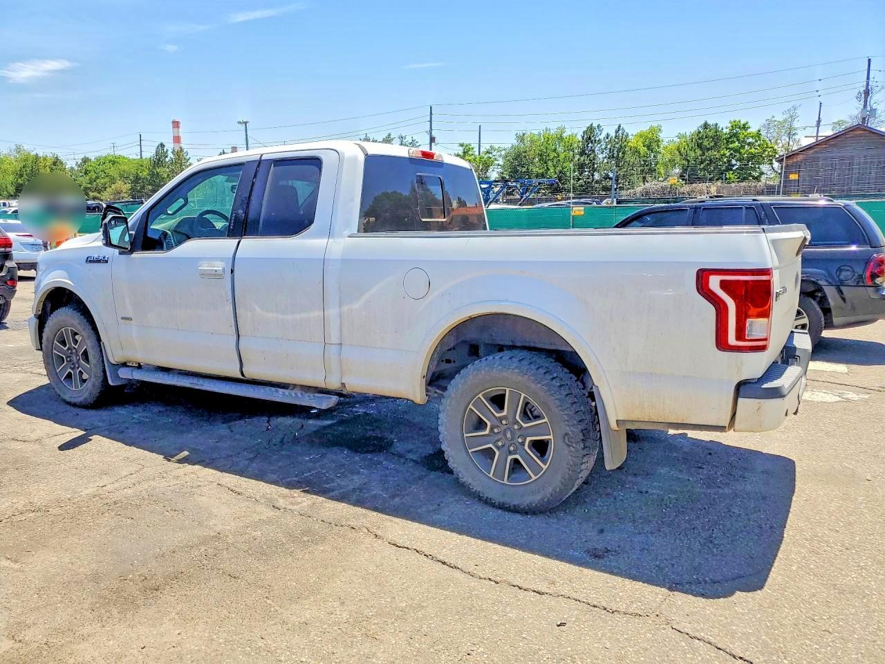 2016 Ford F150 Super Cab White vin: 1FTFX1EG6GKF68446