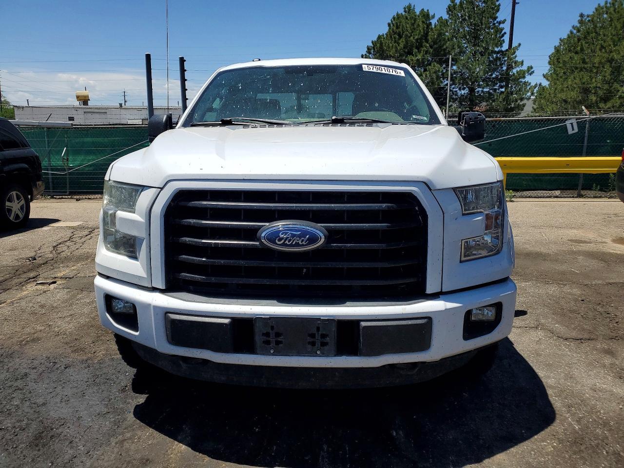 2016 Ford F150 Super Cab White vin: 1FTFX1EG6GKF68446