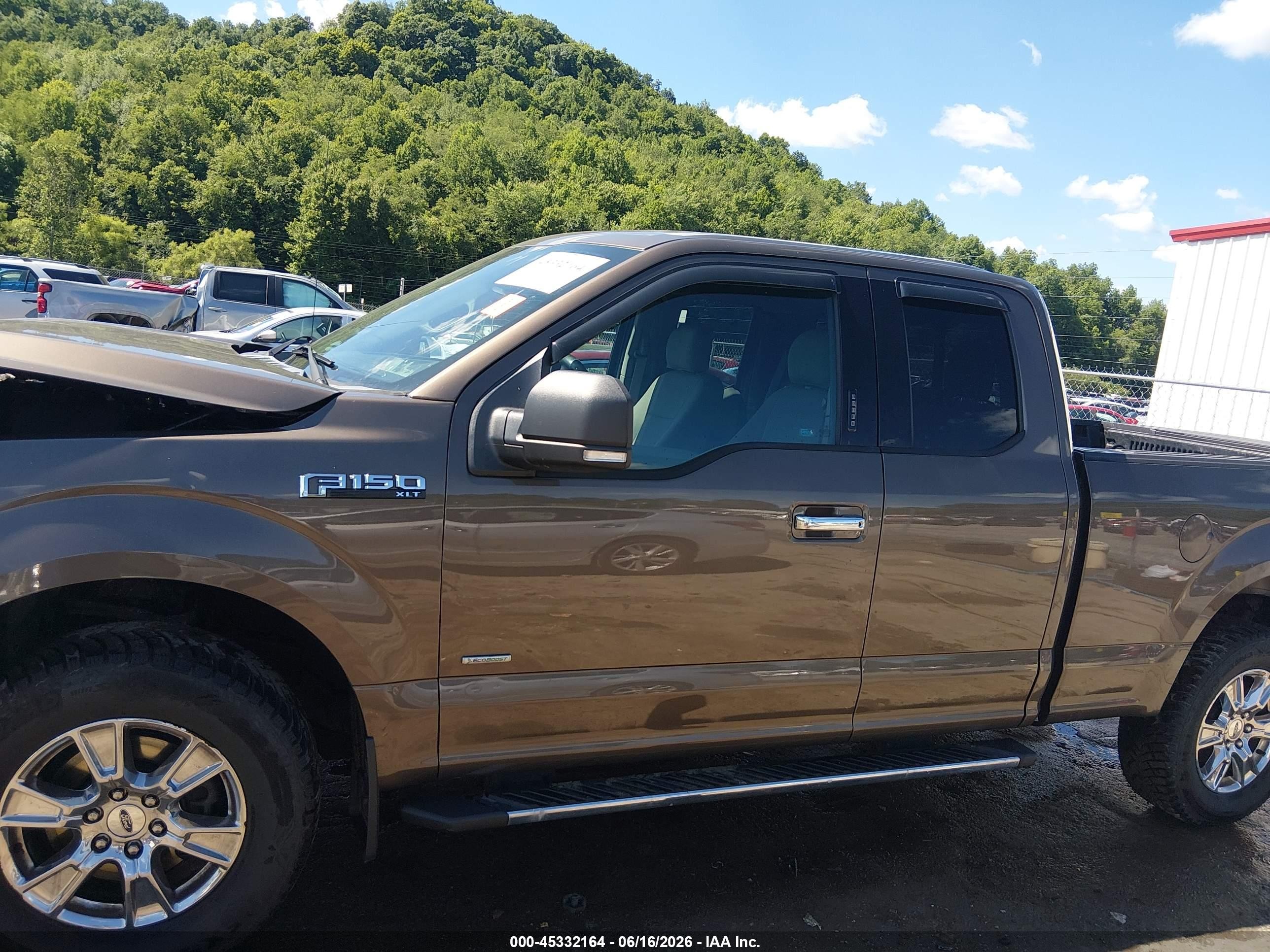 2017 Ford F-150 Xlt Brown vin: 1FTFX1EG8HFB31672