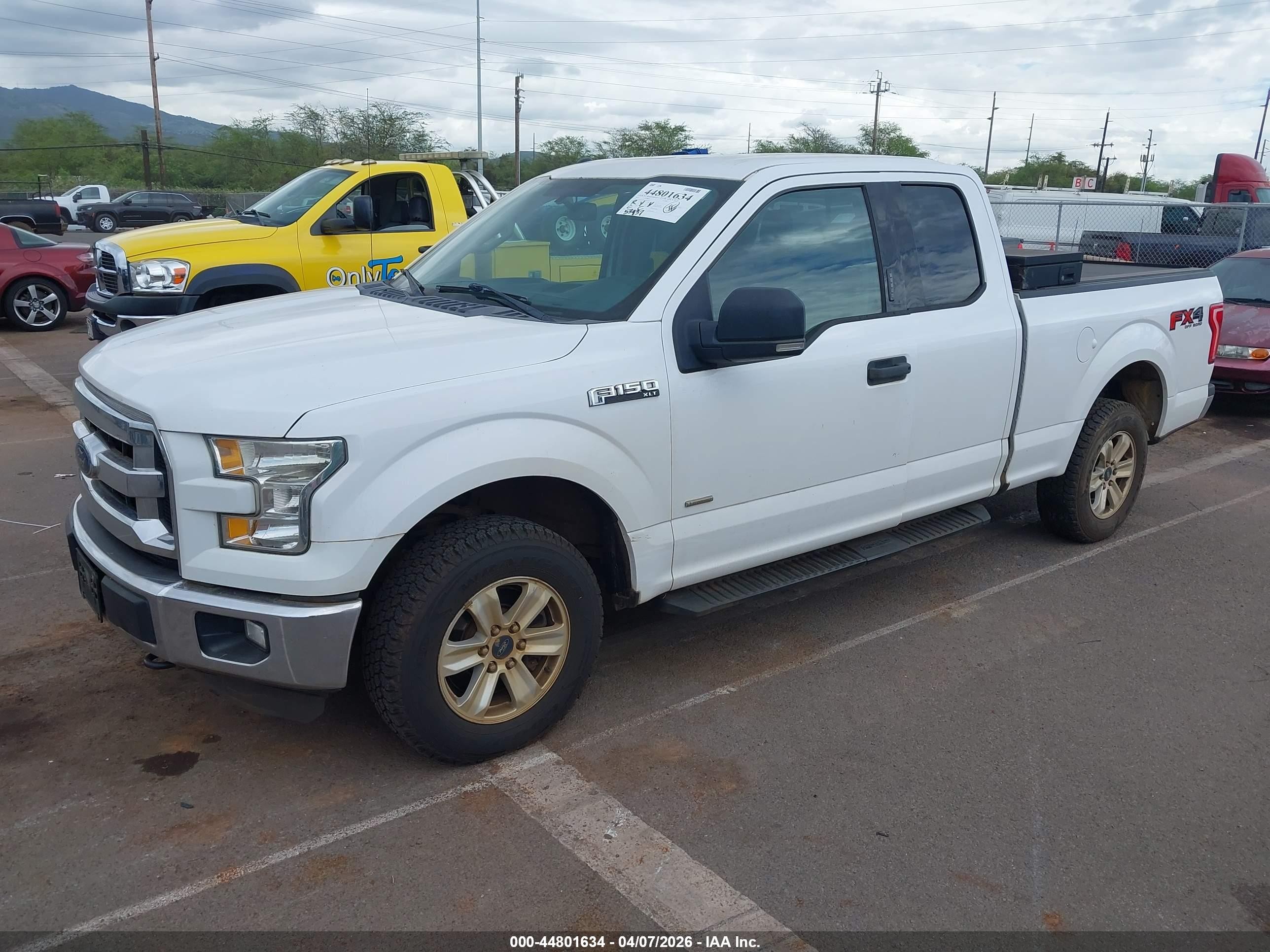 2015 Ford F-150 Xlt White vin: 1FTFX1EG9FKE06678
