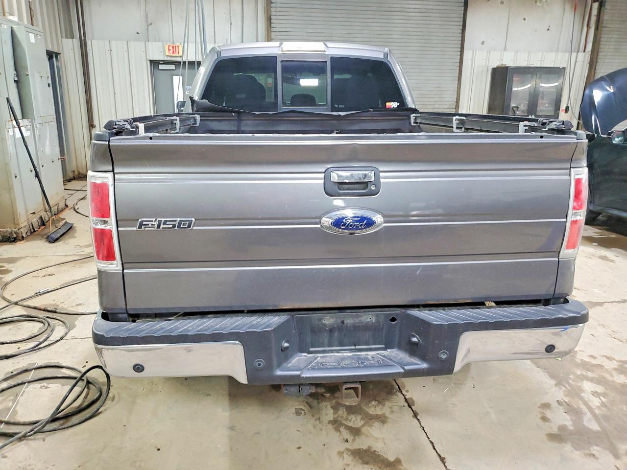 2013 Ford F150 Super Cab Gray vin: 1FTFX1ET0DFB43709