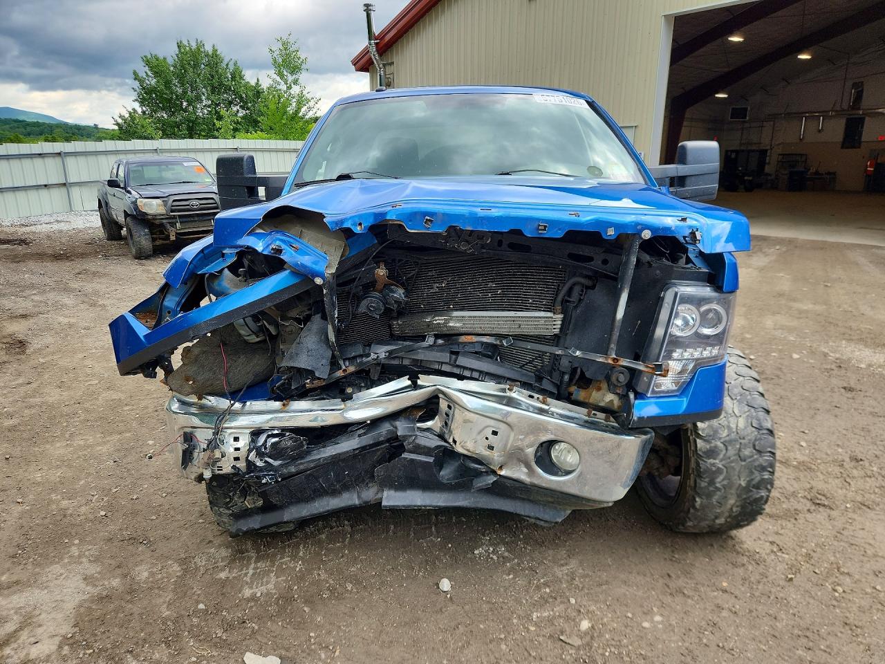 2013 Ford F150 Super Cab Blue vin: 1FTFX1ET0DFD43974