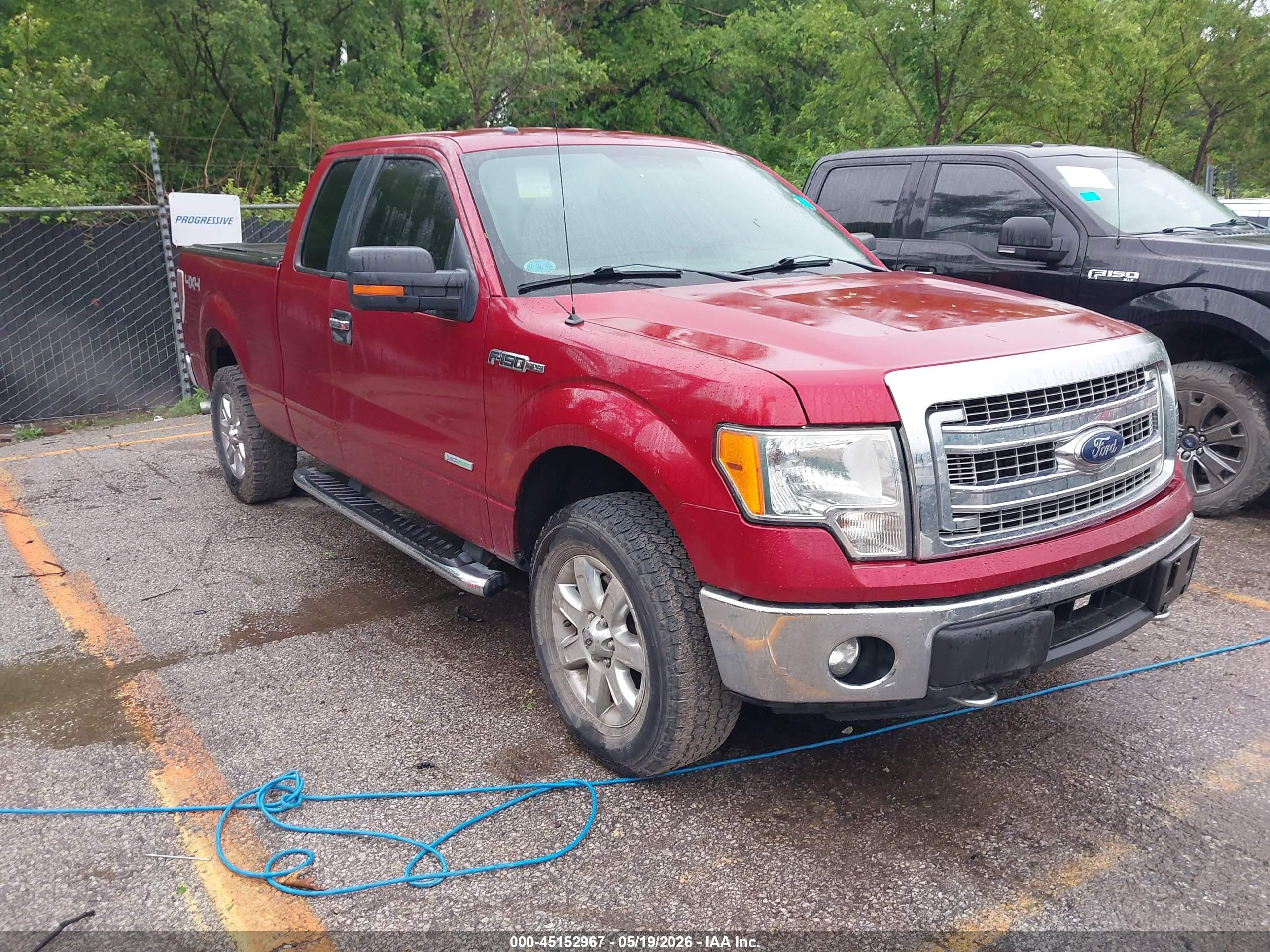 2014 Ford F-150 Xlt Red vin: 1FTFX1ET0EFC93935