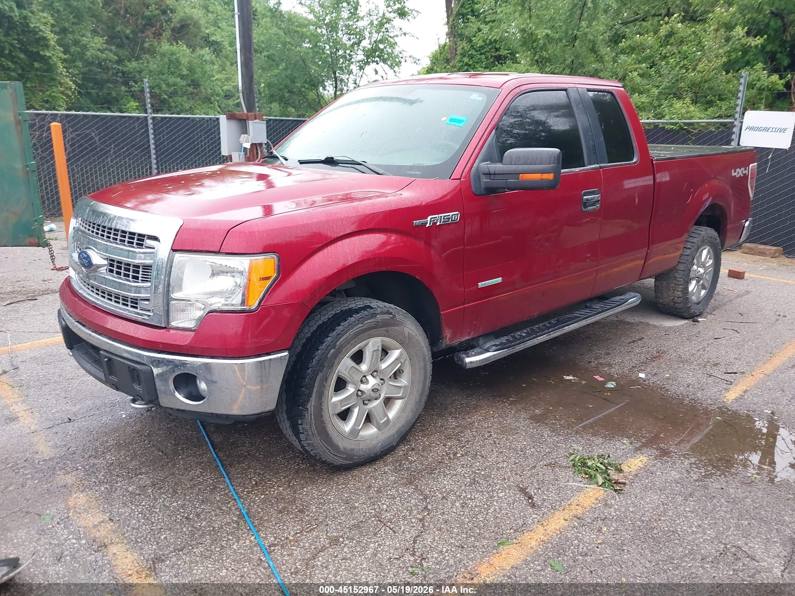 2014 Ford F-150 Xlt Red vin: 1FTFX1ET0EFC93935