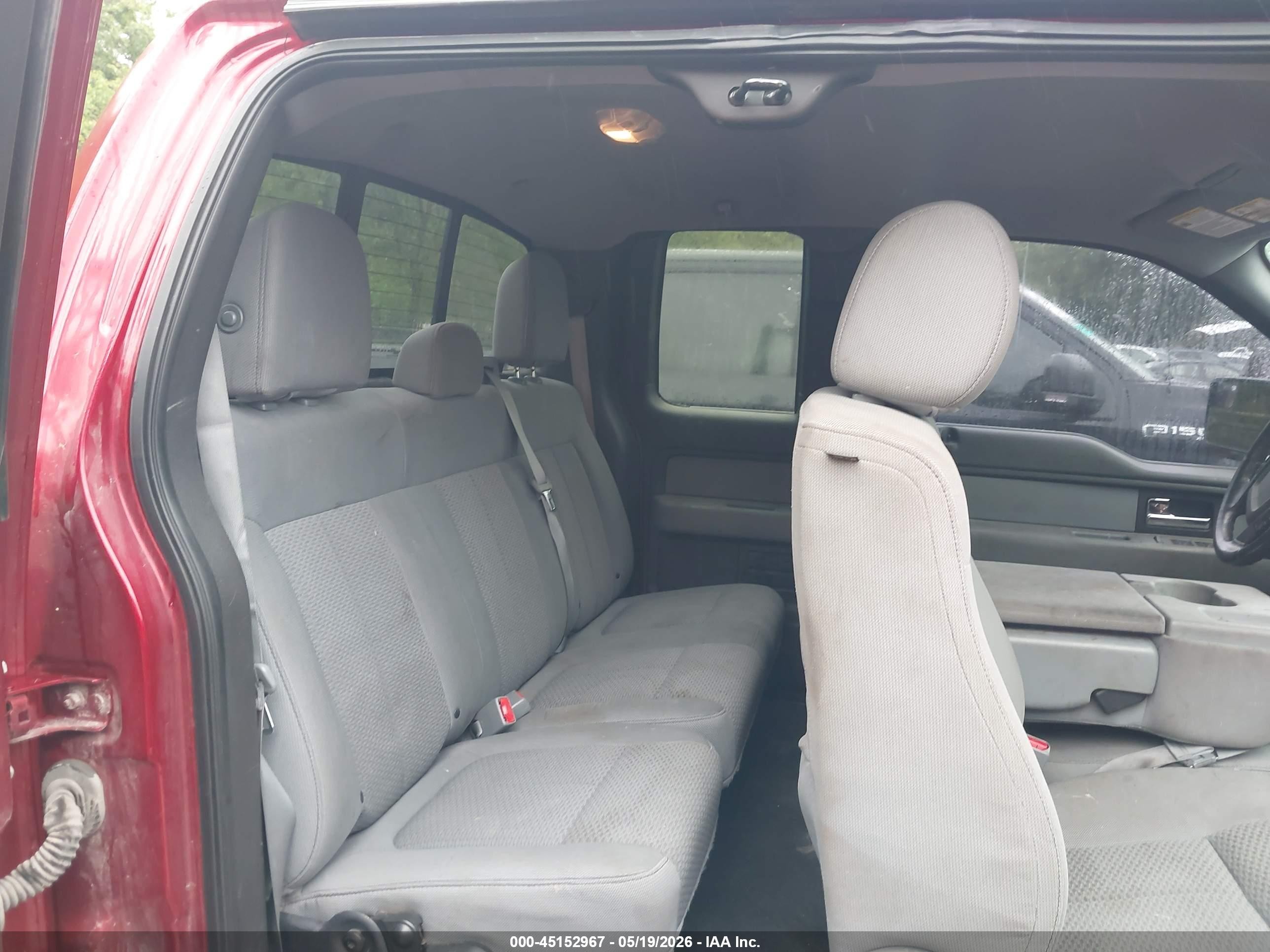 2014 Ford F-150 Xlt Red vin: 1FTFX1ET0EFC93935