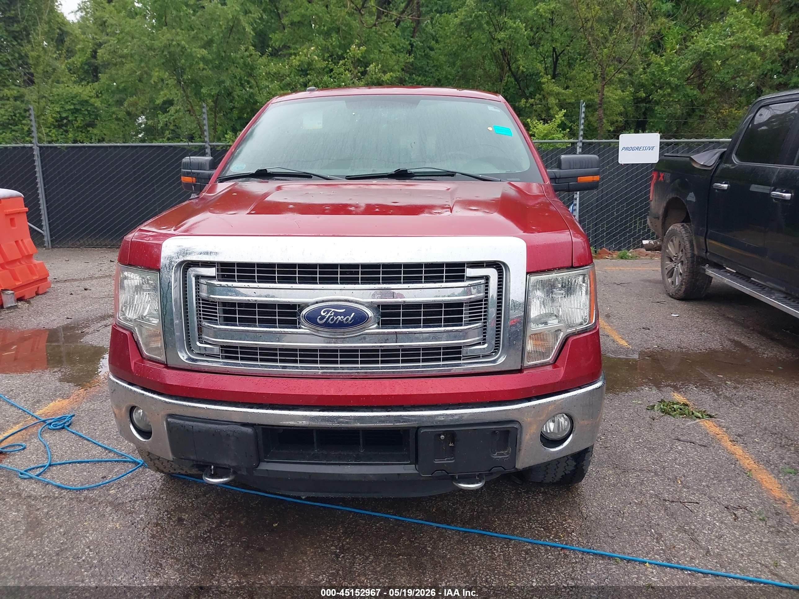 2014 Ford F-150 Xlt Red vin: 1FTFX1ET0EFC93935