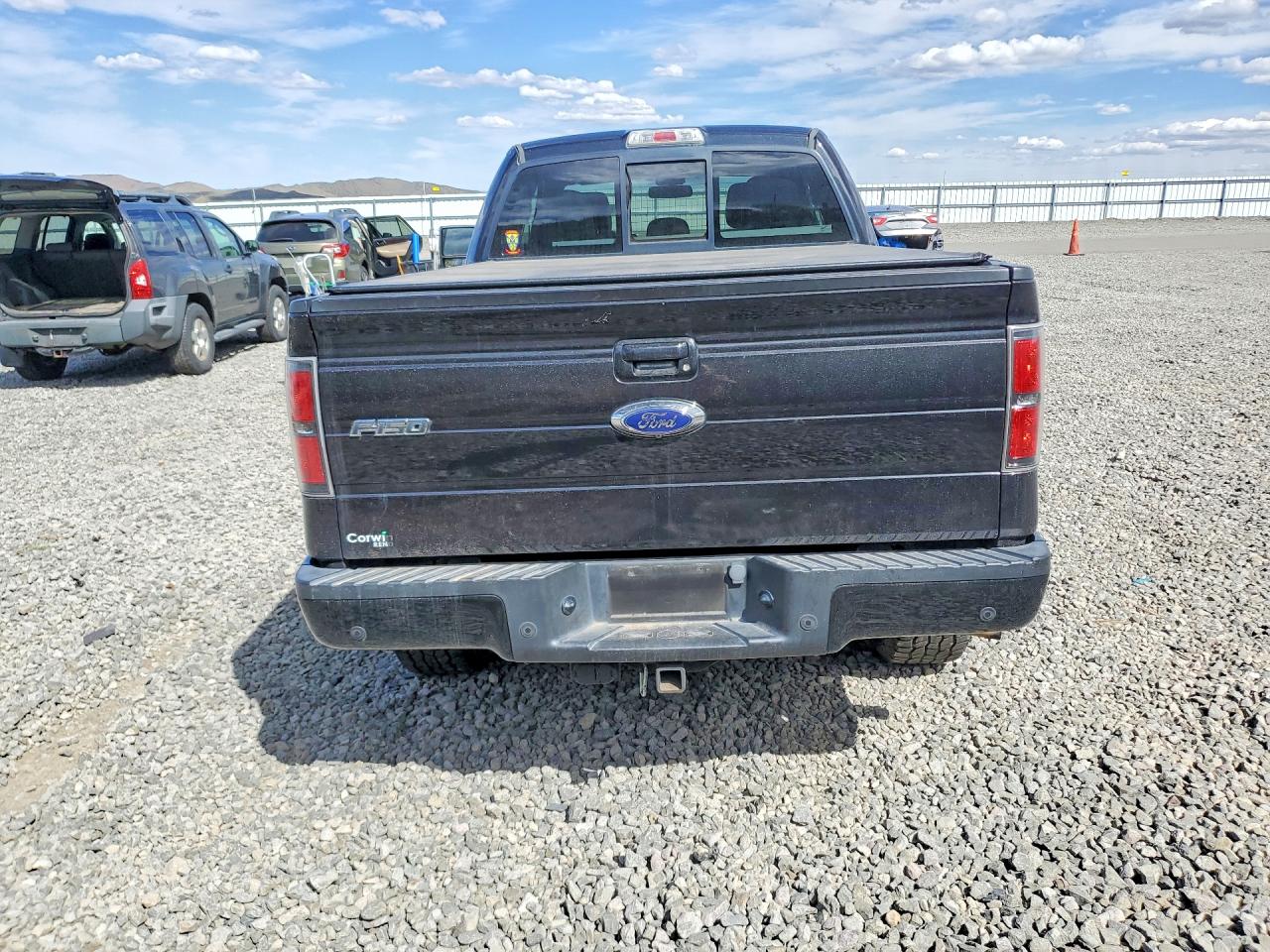 2014 Ford F150 Super Cab Black vin: 1FTFX1ET0EKD45829
