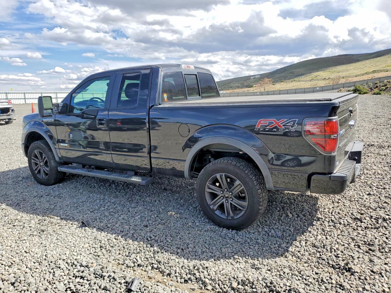 2014 Ford F150 Super Cab Black vin: 1FTFX1ET0EKD45829