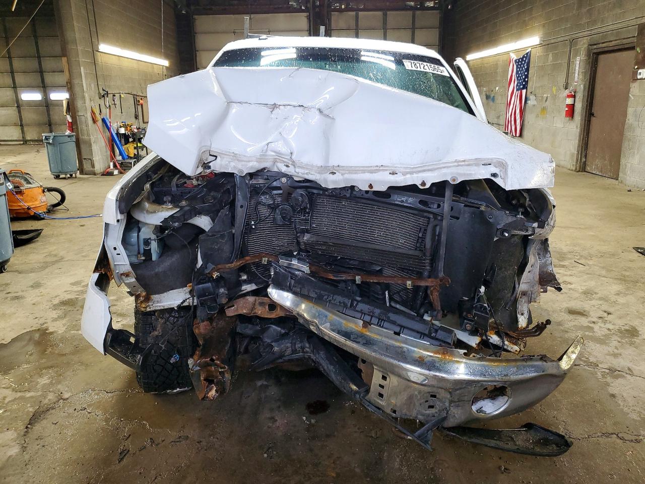 2012 Ford F150 Super Cab White vin: 1FTFX1ET1CFA37395
