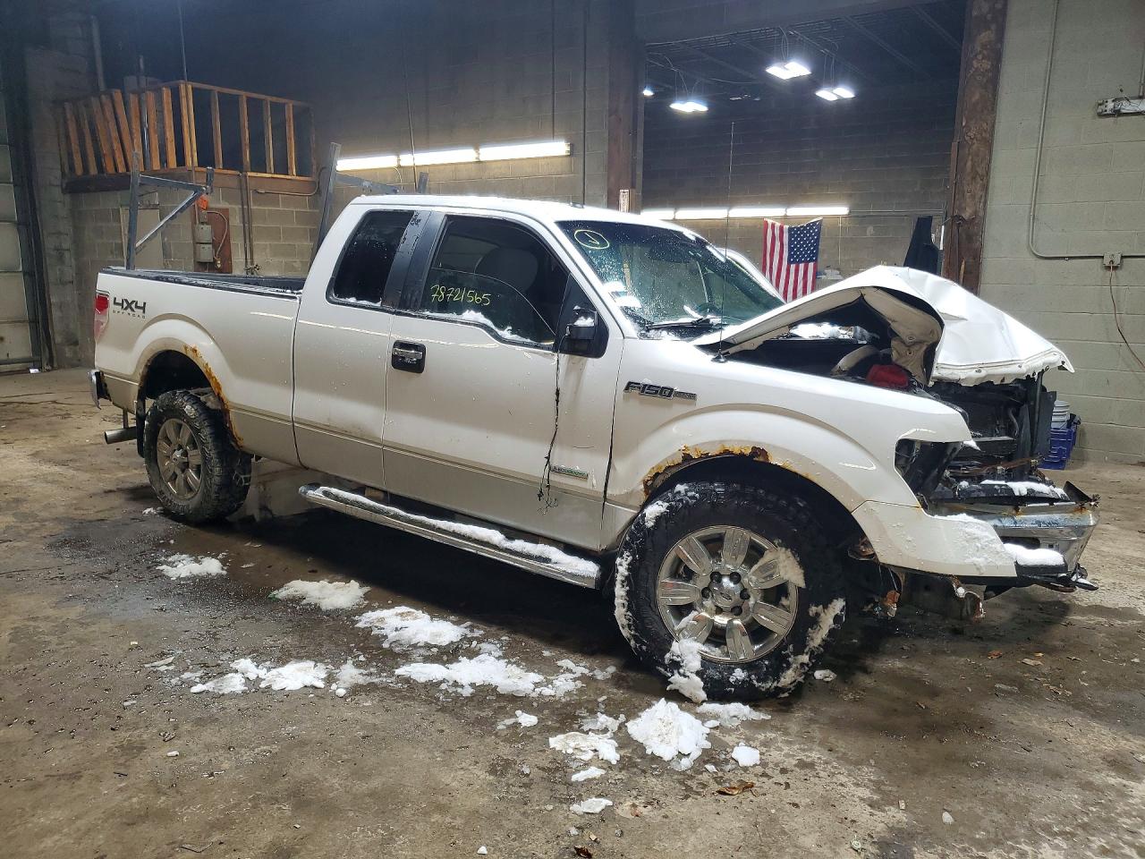 2012 Ford F150 Super Cab White vin: 1FTFX1ET1CFA37395