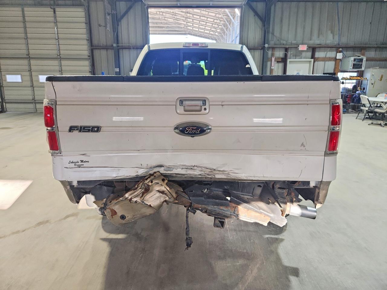 2012 Ford F150 Super Cab White vin: 1FTFX1ET1CFB00687