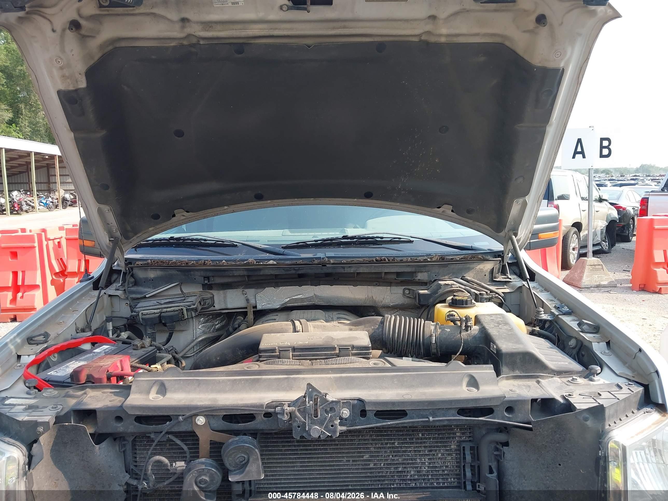 2013 Ford F150 Super Cab Серебряный vin: 1FTFX1ET1DFC80190