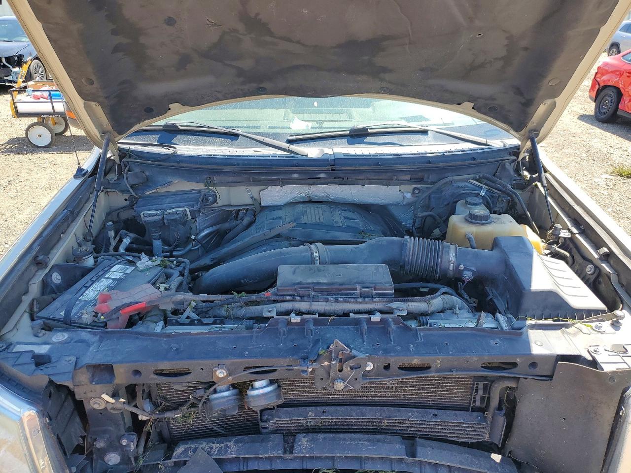 2011 Ford F150 Super Cab Tan vin: 1FTFX1ET2BFB76286