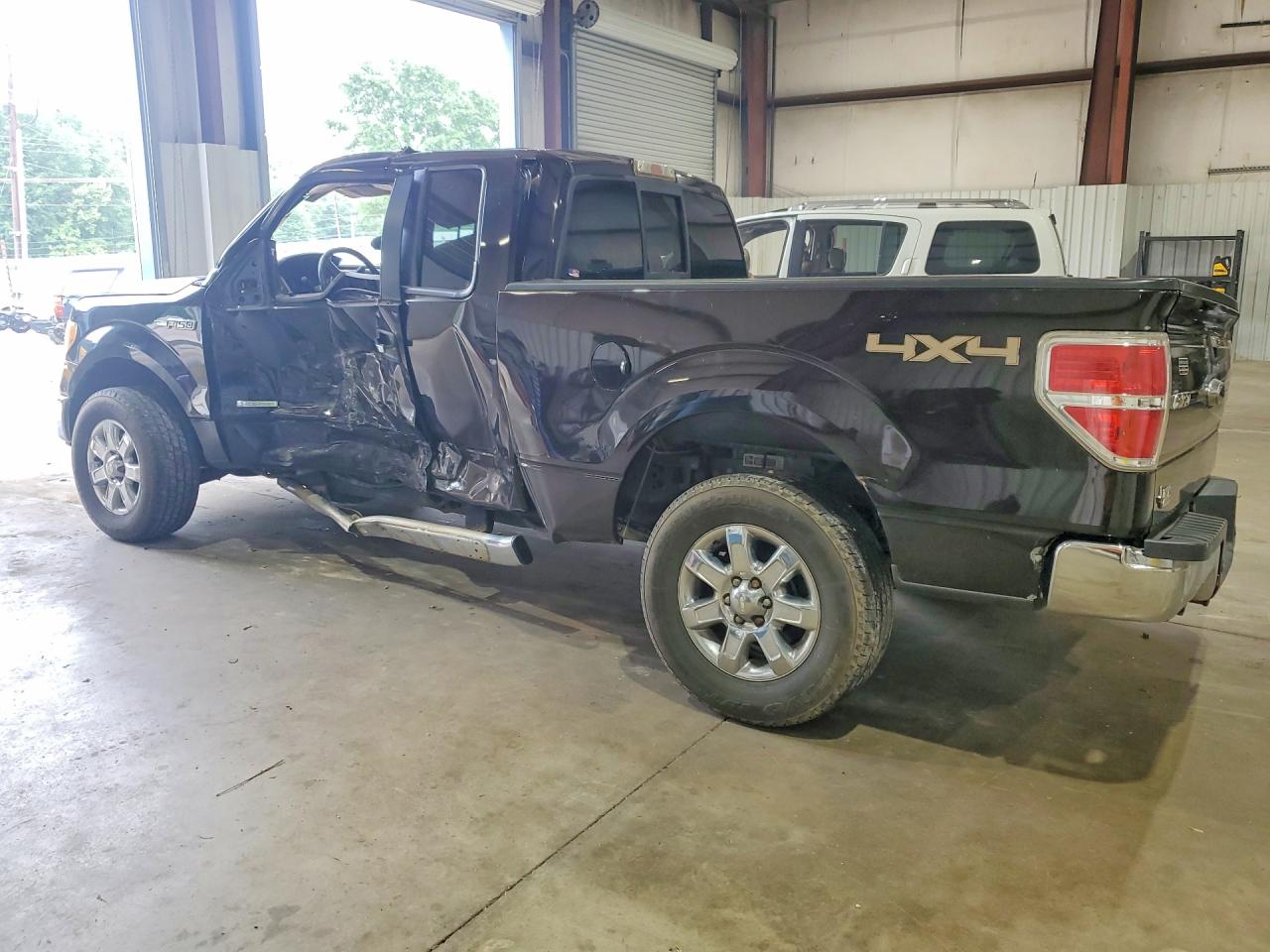 2013 Ford F150 Super Cab Black vin: 1FTFX1ET2DFA53252