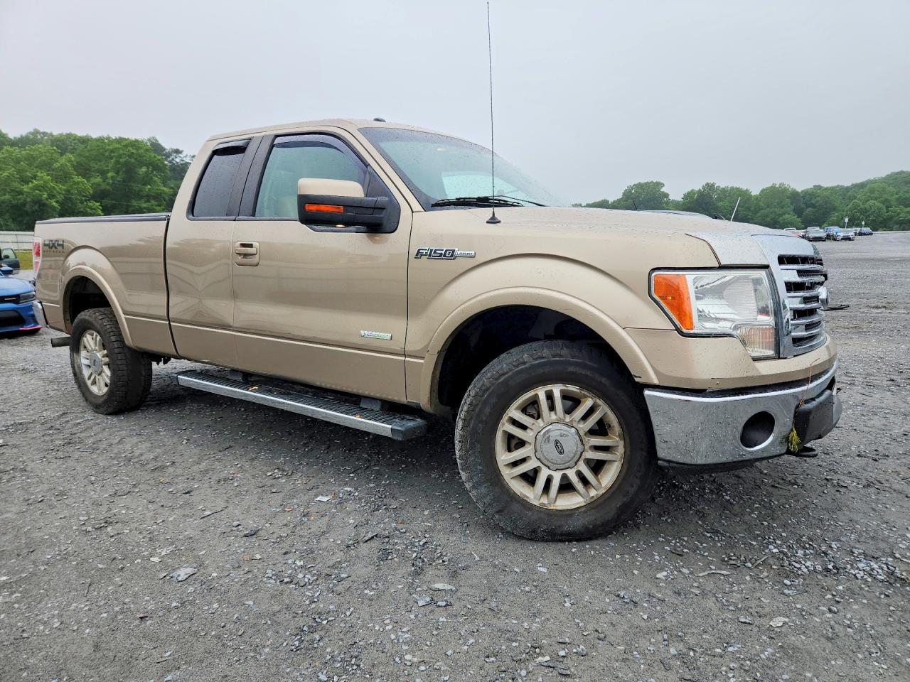 2013 Ford F150 Super Cab Tan vin: 1FTFX1ET2DFB38026
