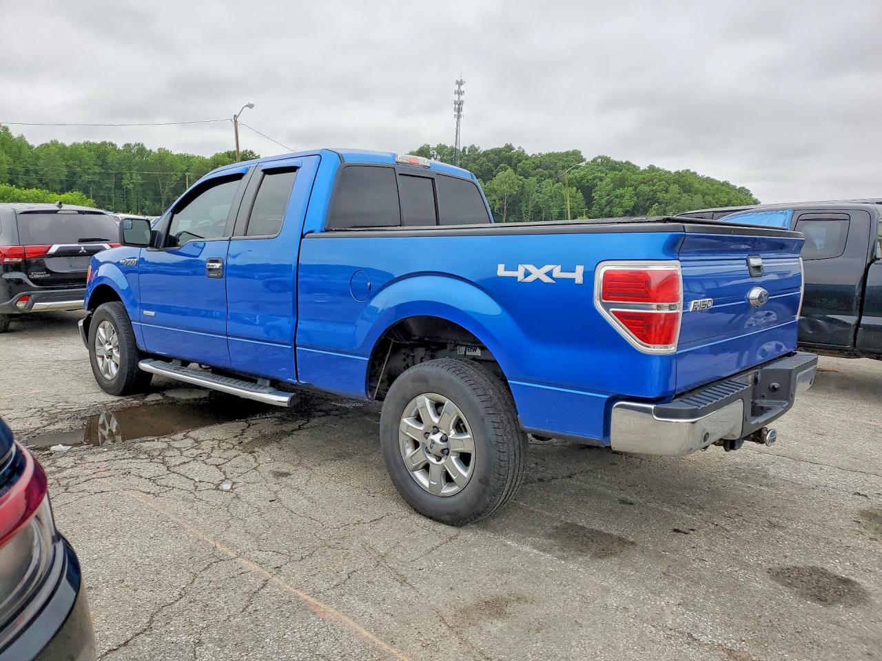 2013 Ford F150 Super Cab Blue vin: 1FTFX1ET2DFD02519