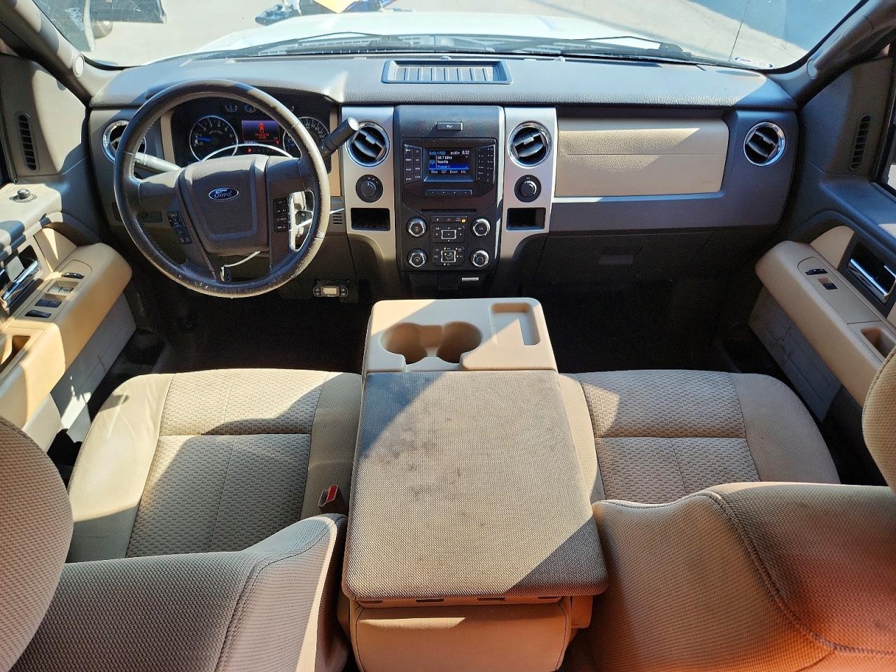 2013 Ford F150 Super Cab Белый vin: 1FTFX1ET2DKD66213