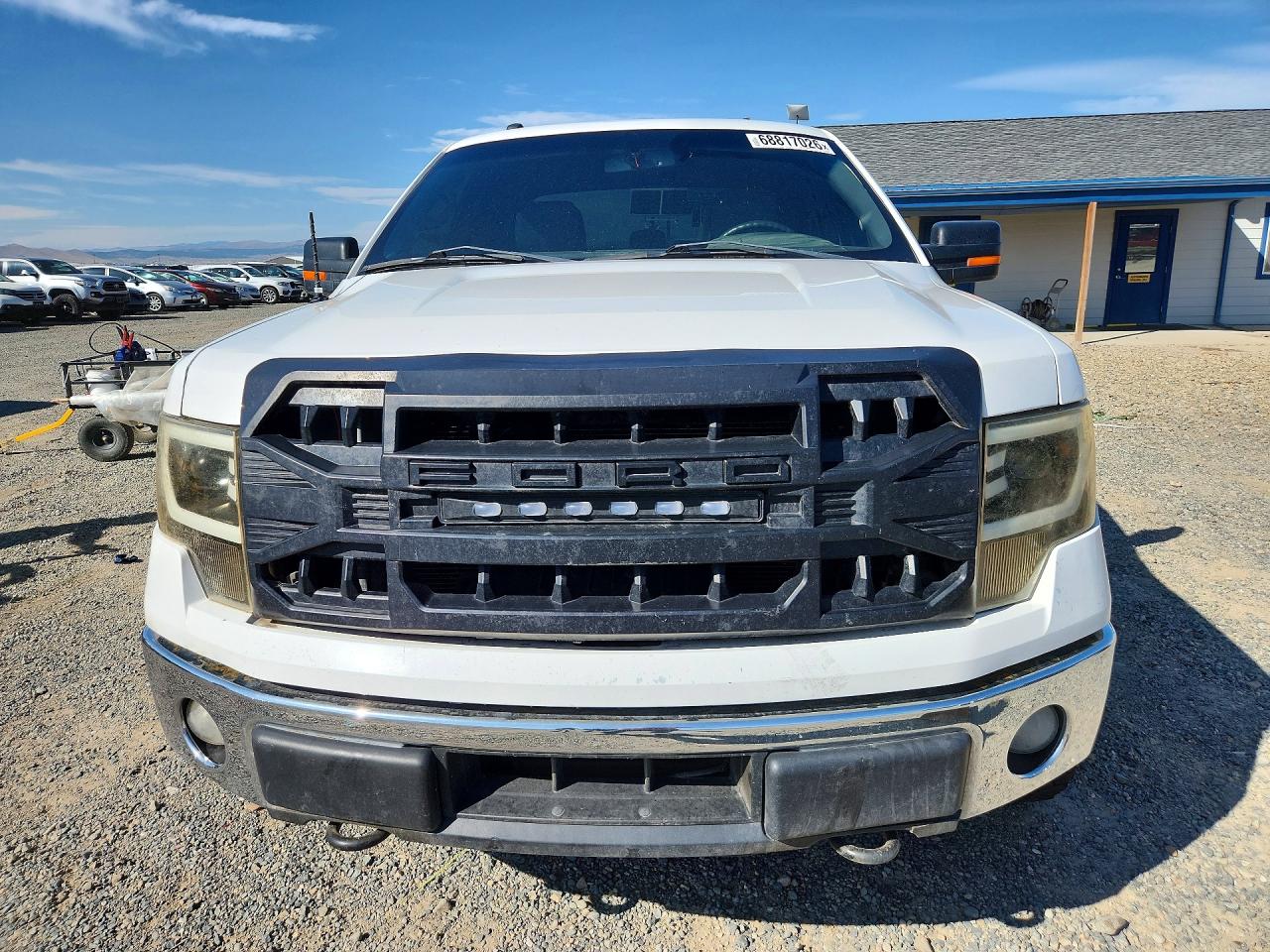 2014 Ford F150 Super Cab White vin: 1FTFX1ET2EFC03152