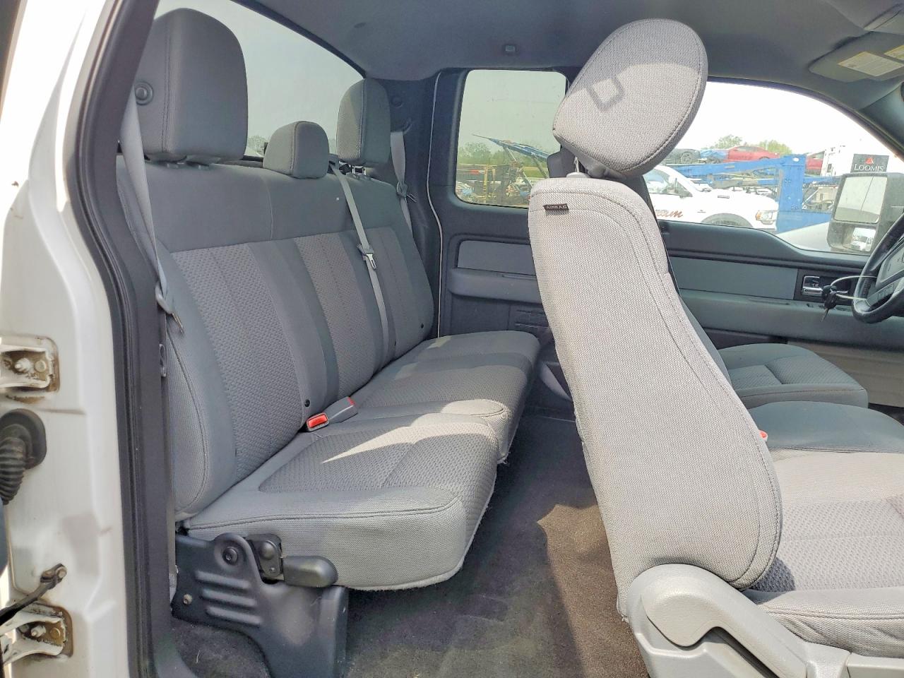 2014 Ford F150 Super Cab White vin: 1FTFX1ET2EFC99414