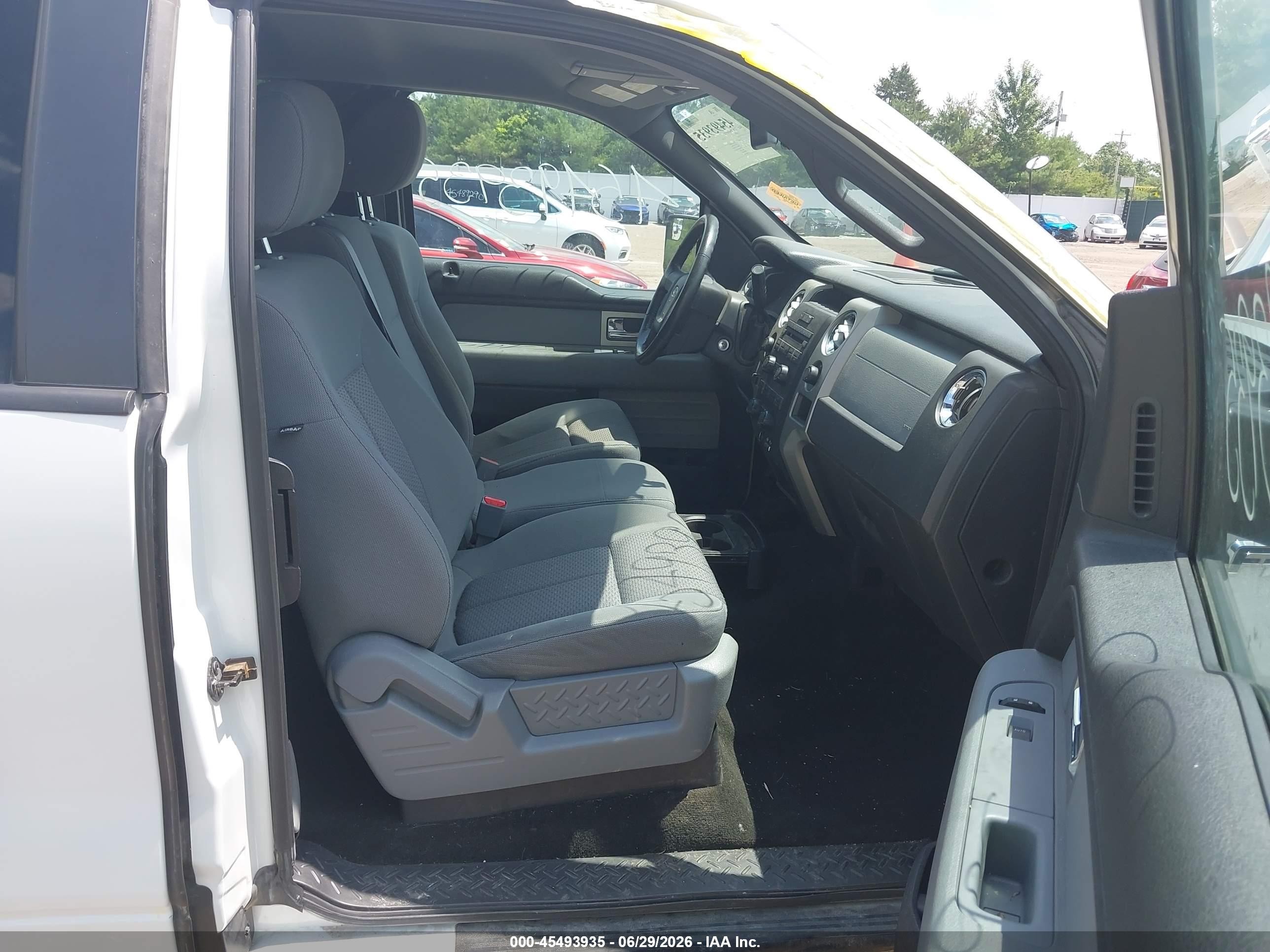 2011 Ford F-150 Xlt Белый vin: 1FTFX1ET3BFC29738